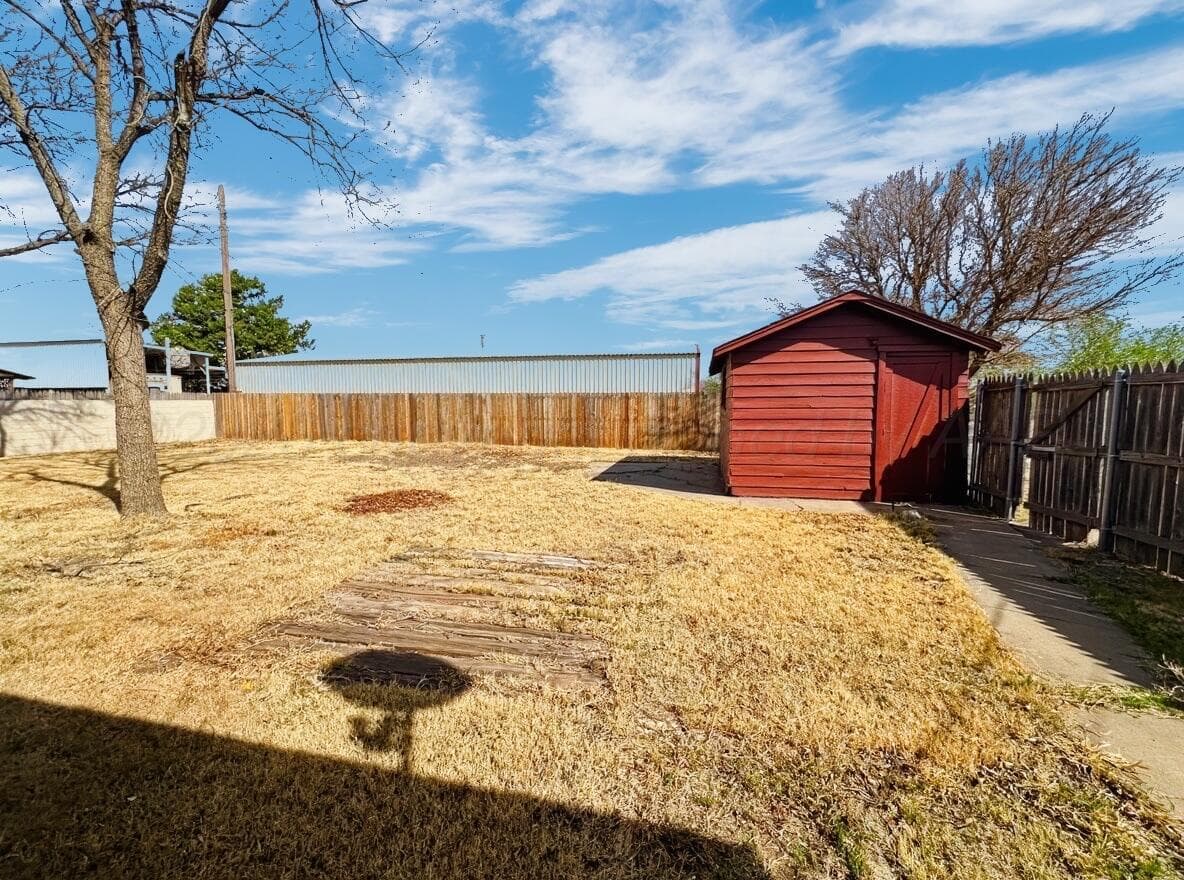 506 NW 4th Street, Tulia, TX 79088, photo 11