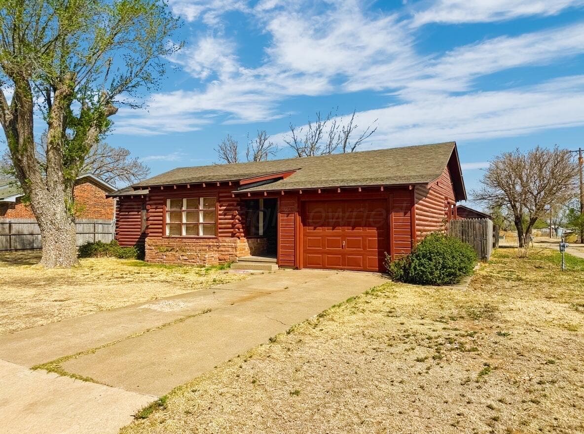 506 NW 4th Street, Tulia, TX 79088