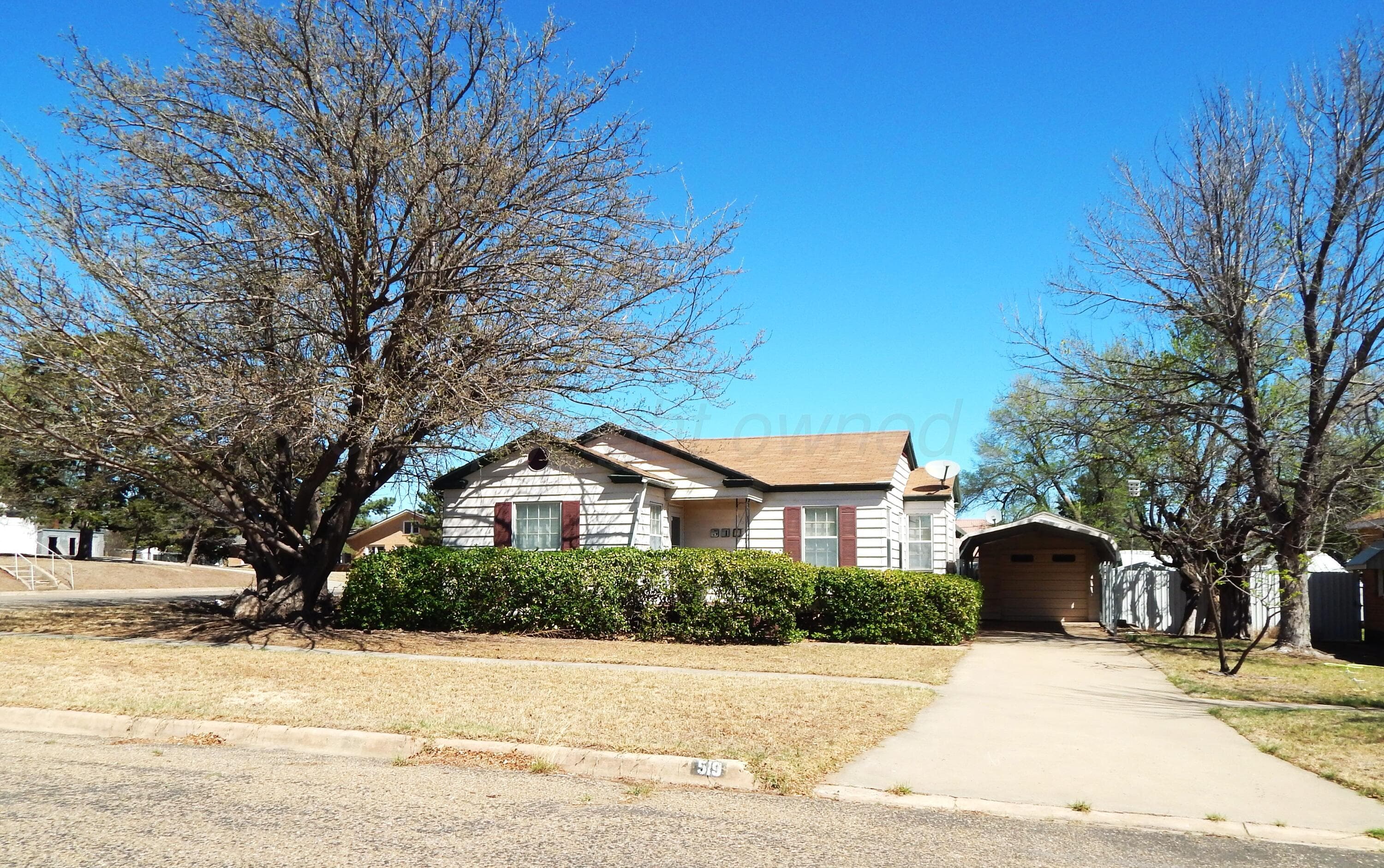 519 Third Street, McLean, TX 79057
