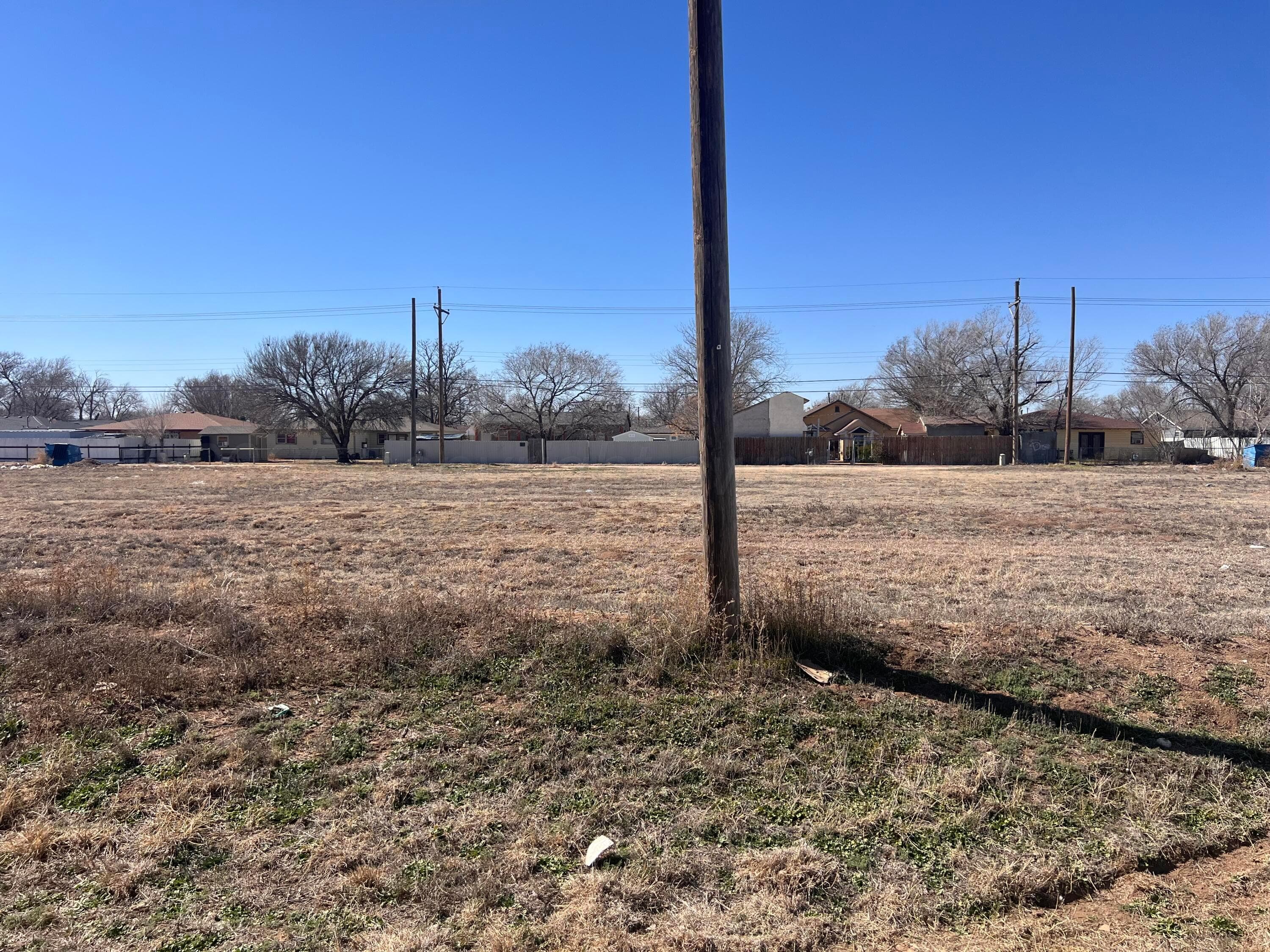 N Whittier Street, Hereford, TX 79045, photo 2