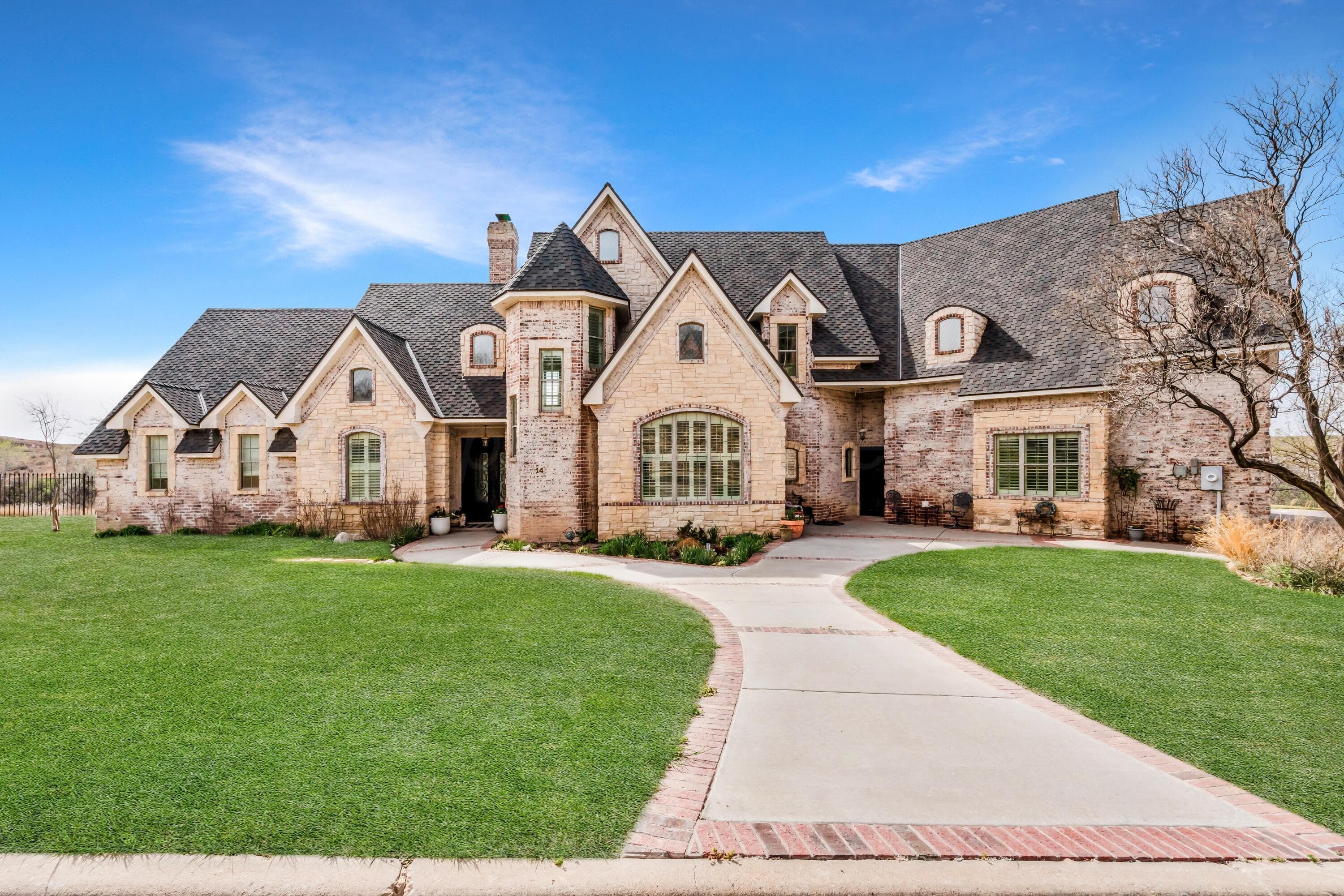 14 CITADEL Drive, Amarillo, TX 79124-1400
