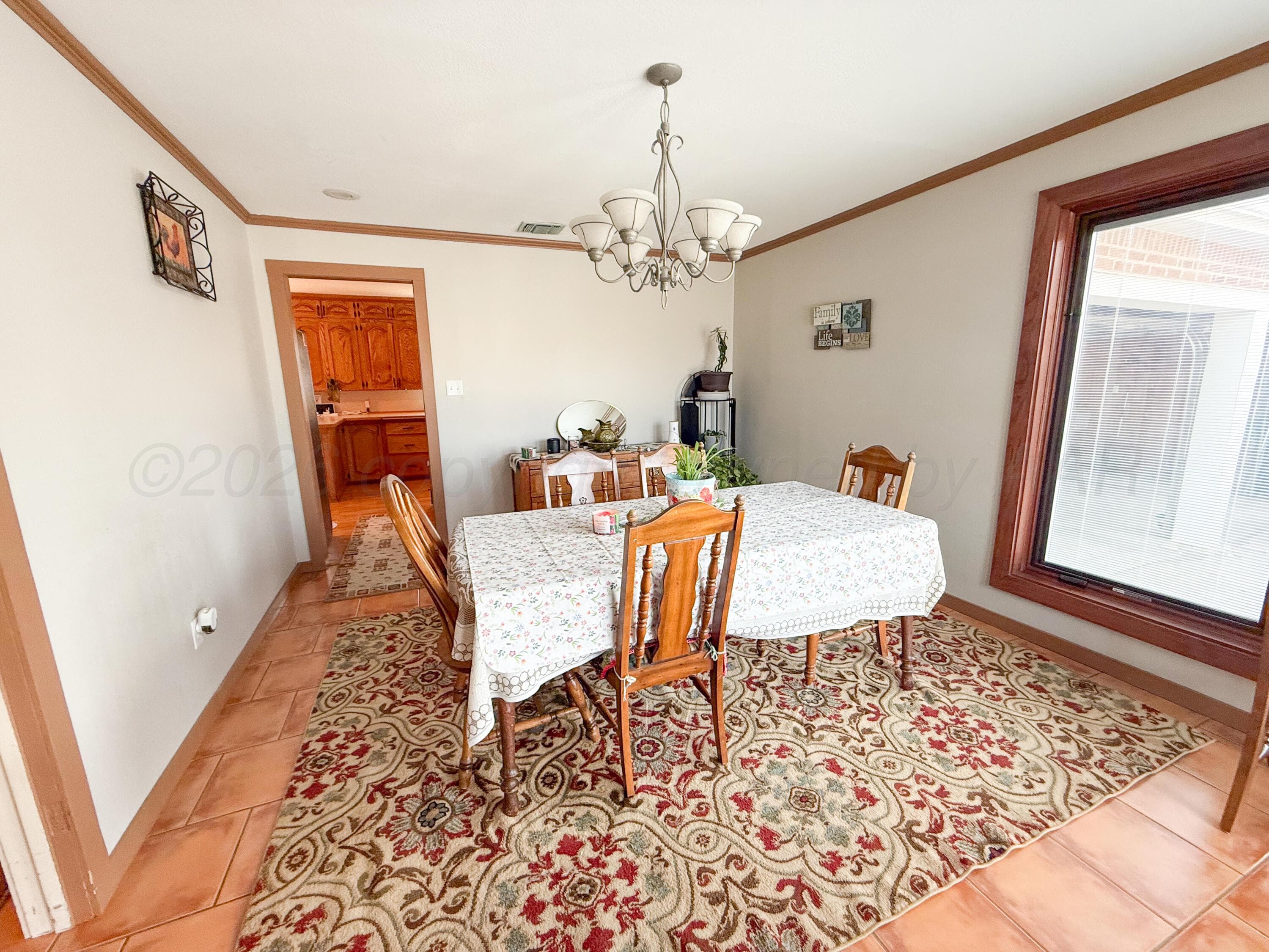 1615 N Russell Street, Pampa, TX 79065-4337, photo 9