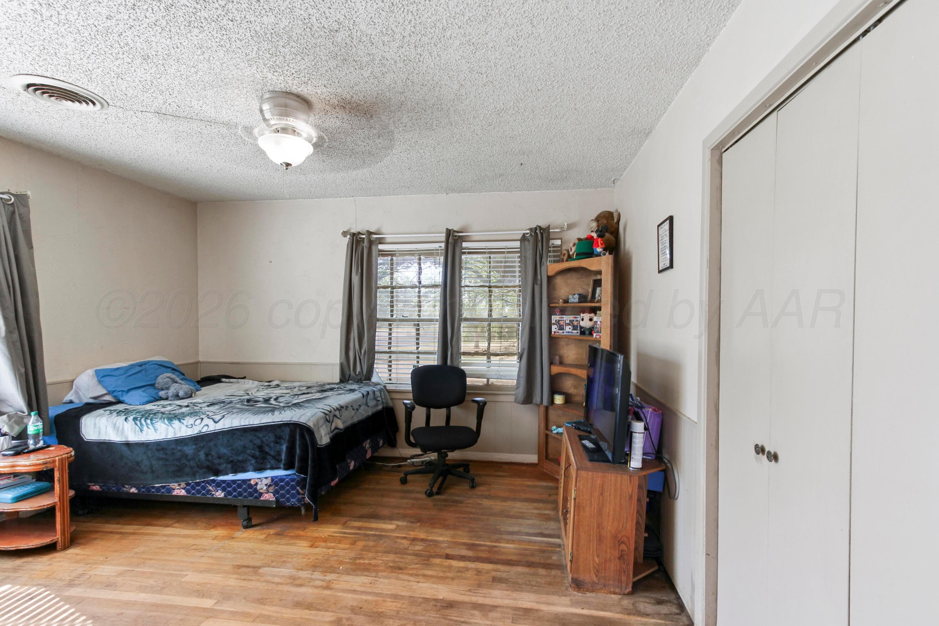 715 S Main Street, Shamrock, TX 79079, photo 2