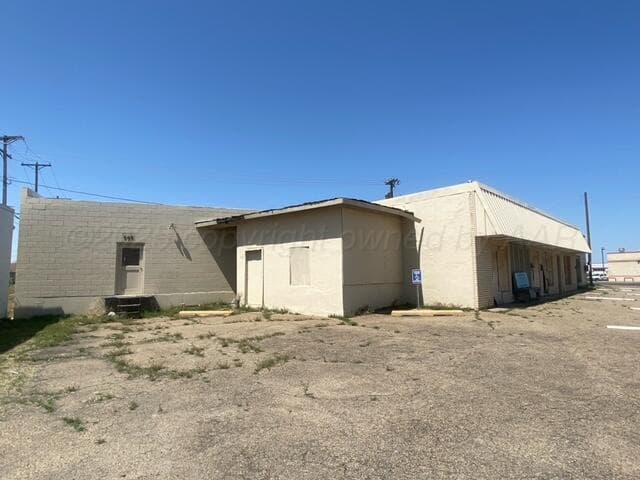 909 N Cedar Street, Borger, TX 79007, photo 8