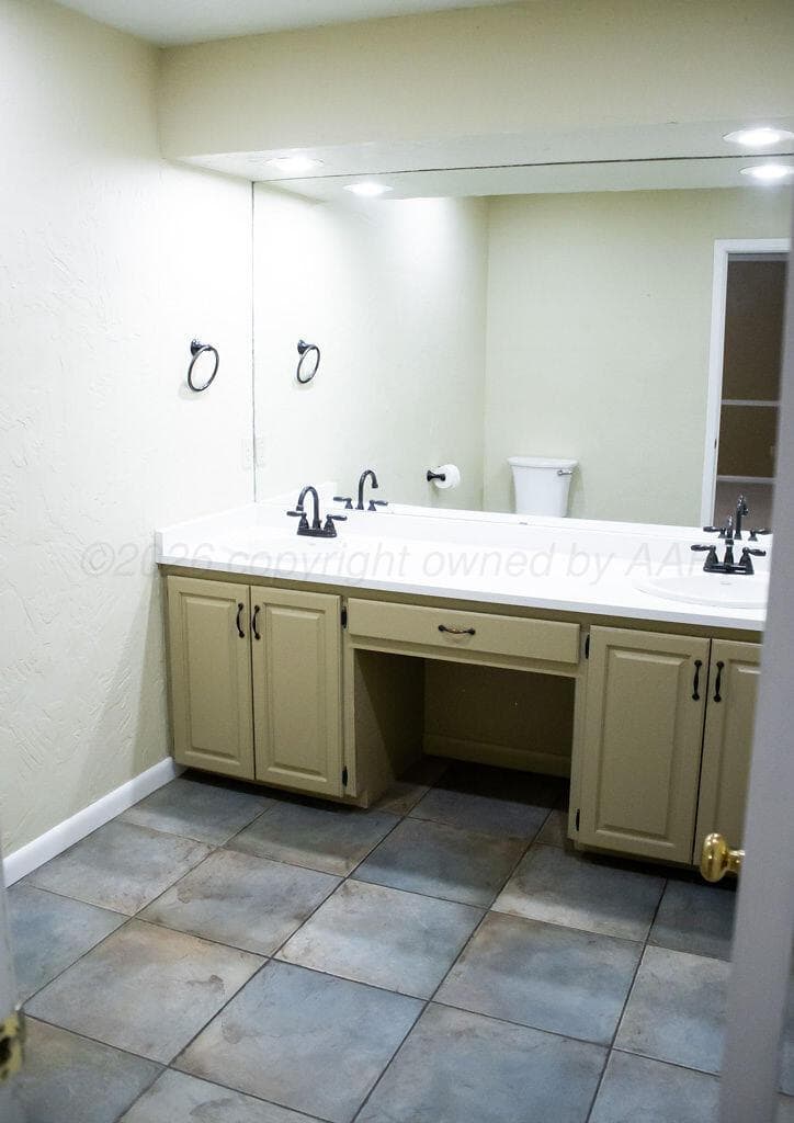 2229 N CHARLES Street, Pampa, TX 79065-3617, photo 15