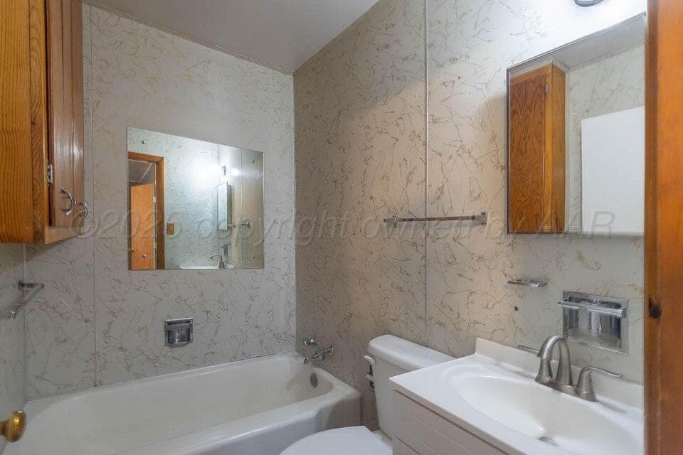 210 S Mackenzie Avenue, Stinnett, TX 79083, photo 13