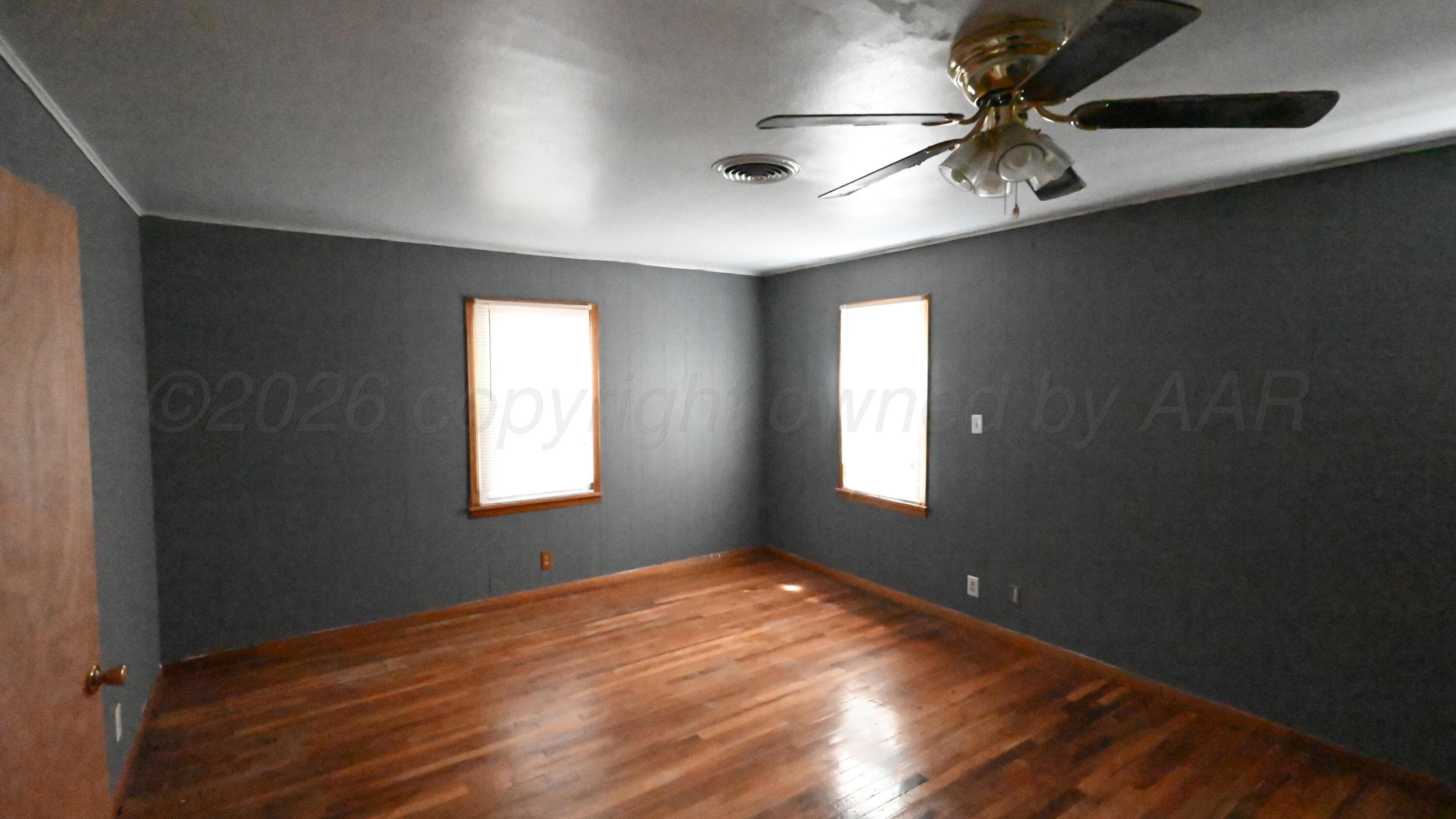 210 S Mackenzie Avenue, Stinnett, TX 79083, photo 10