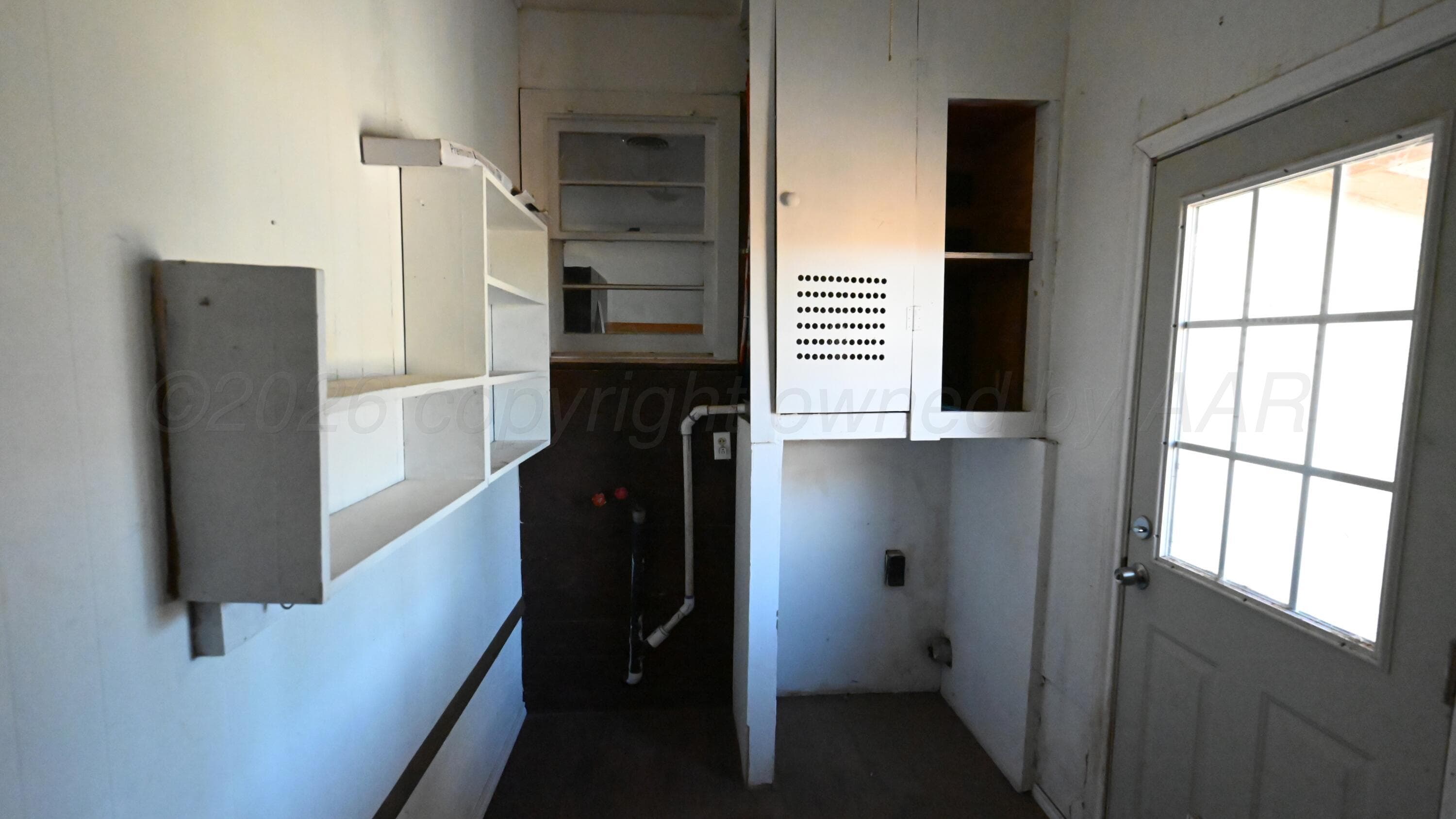210 S Mackenzie Avenue, Stinnett, TX 79083, photo 14