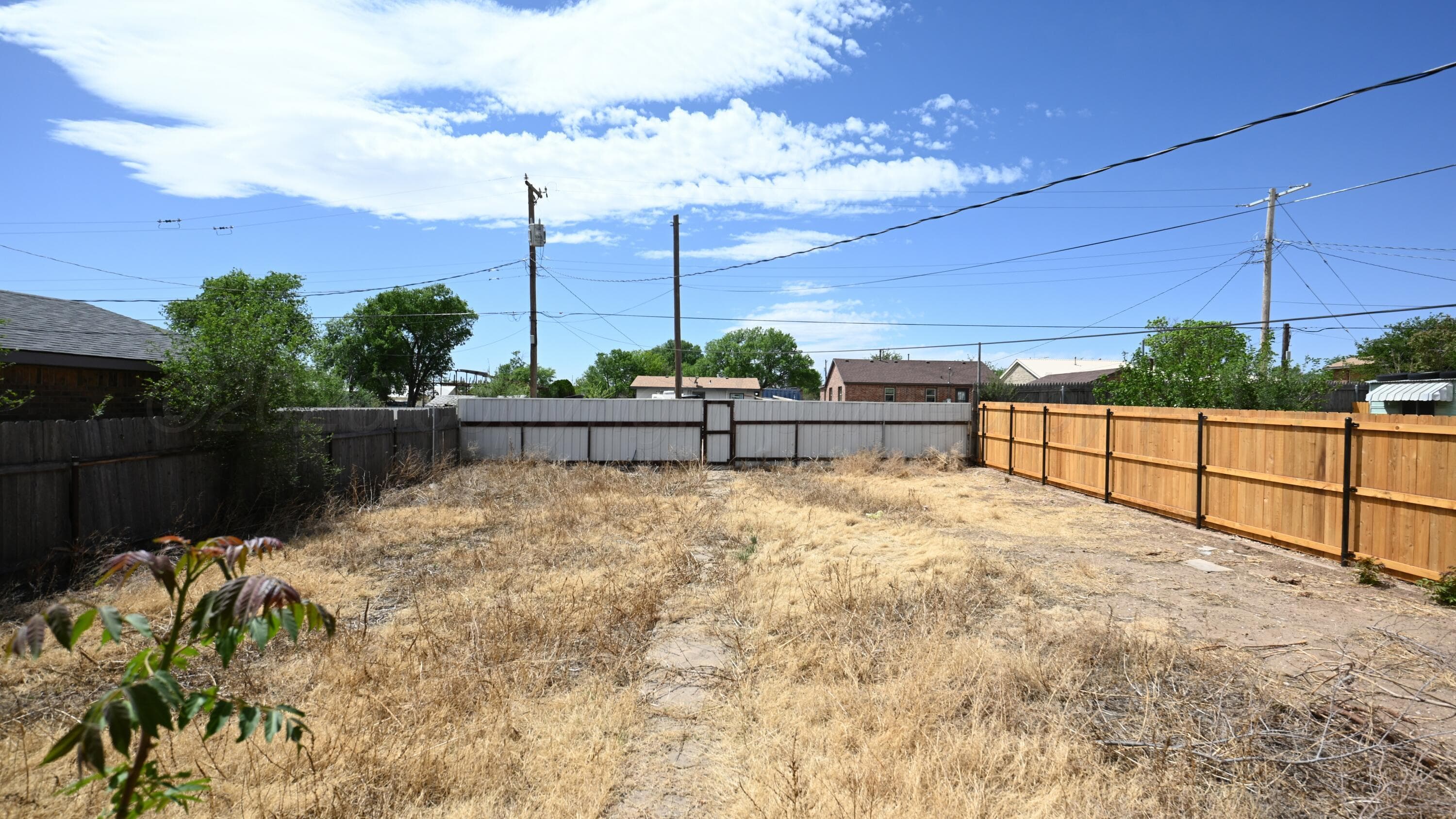 210 S Mackenzie Avenue, Stinnett, TX 79083, photo 16