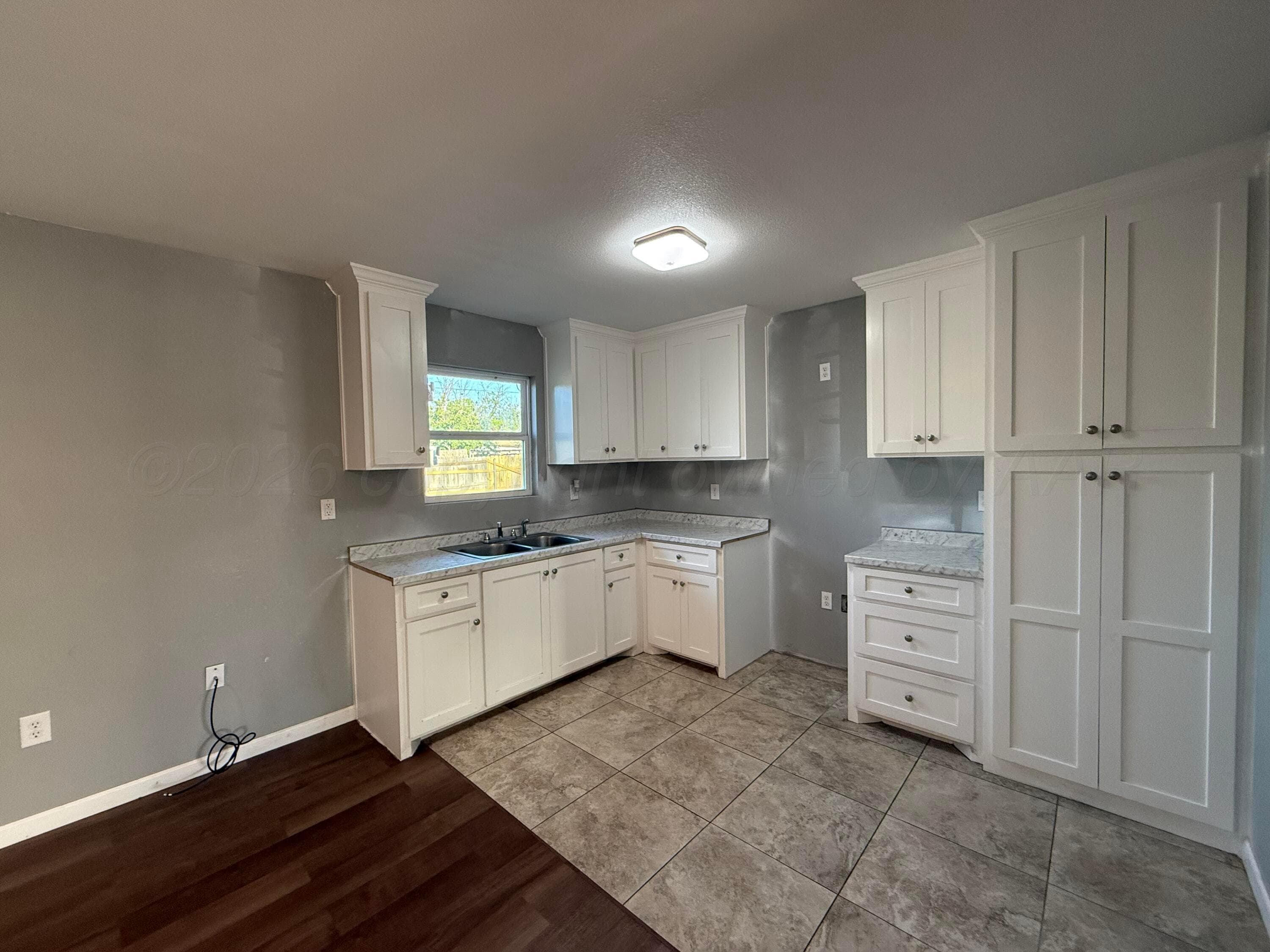 2426 REDWOOD Street, Amarillo, TX 79107-2040