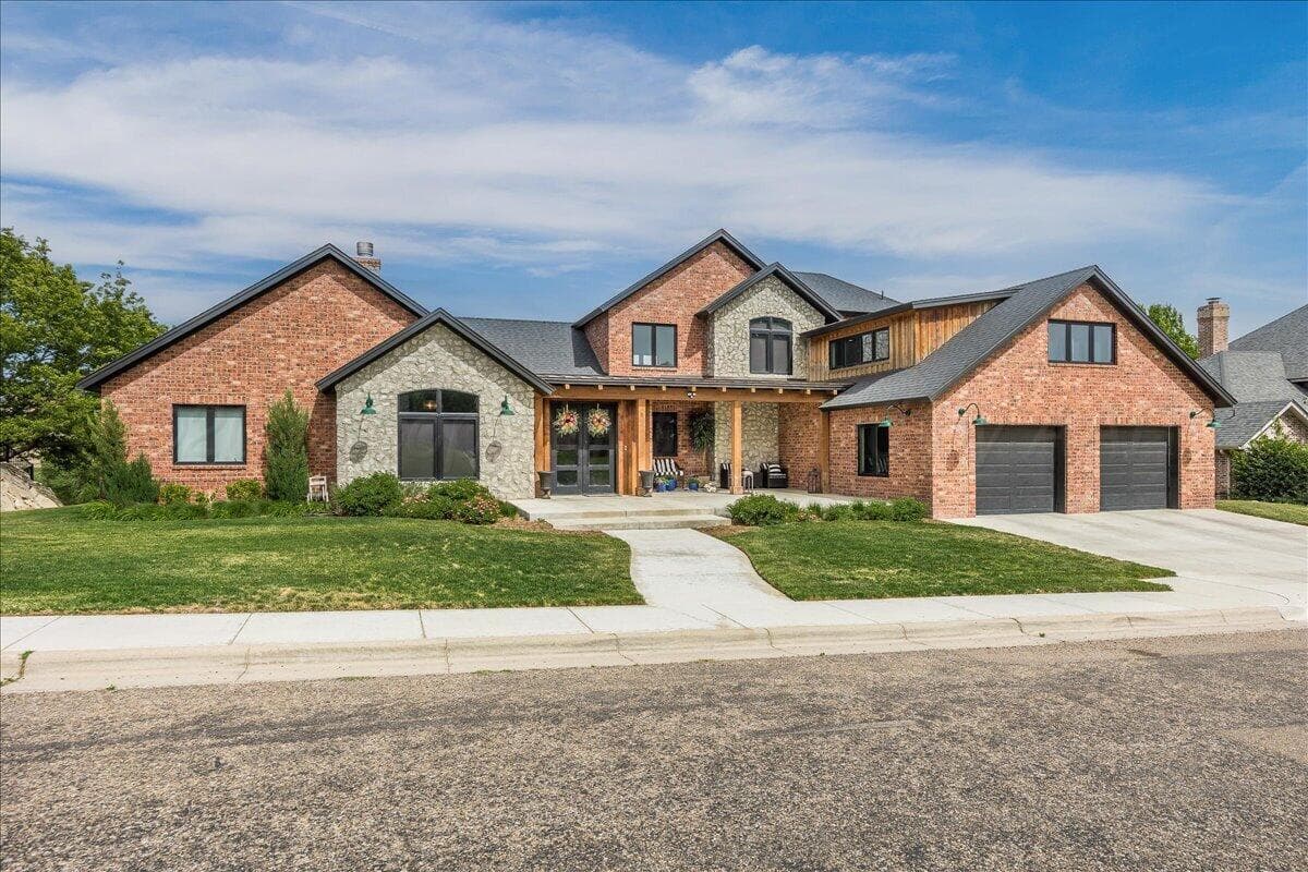 8 CYPRESS Point, Amarillo, TX 79124-4911