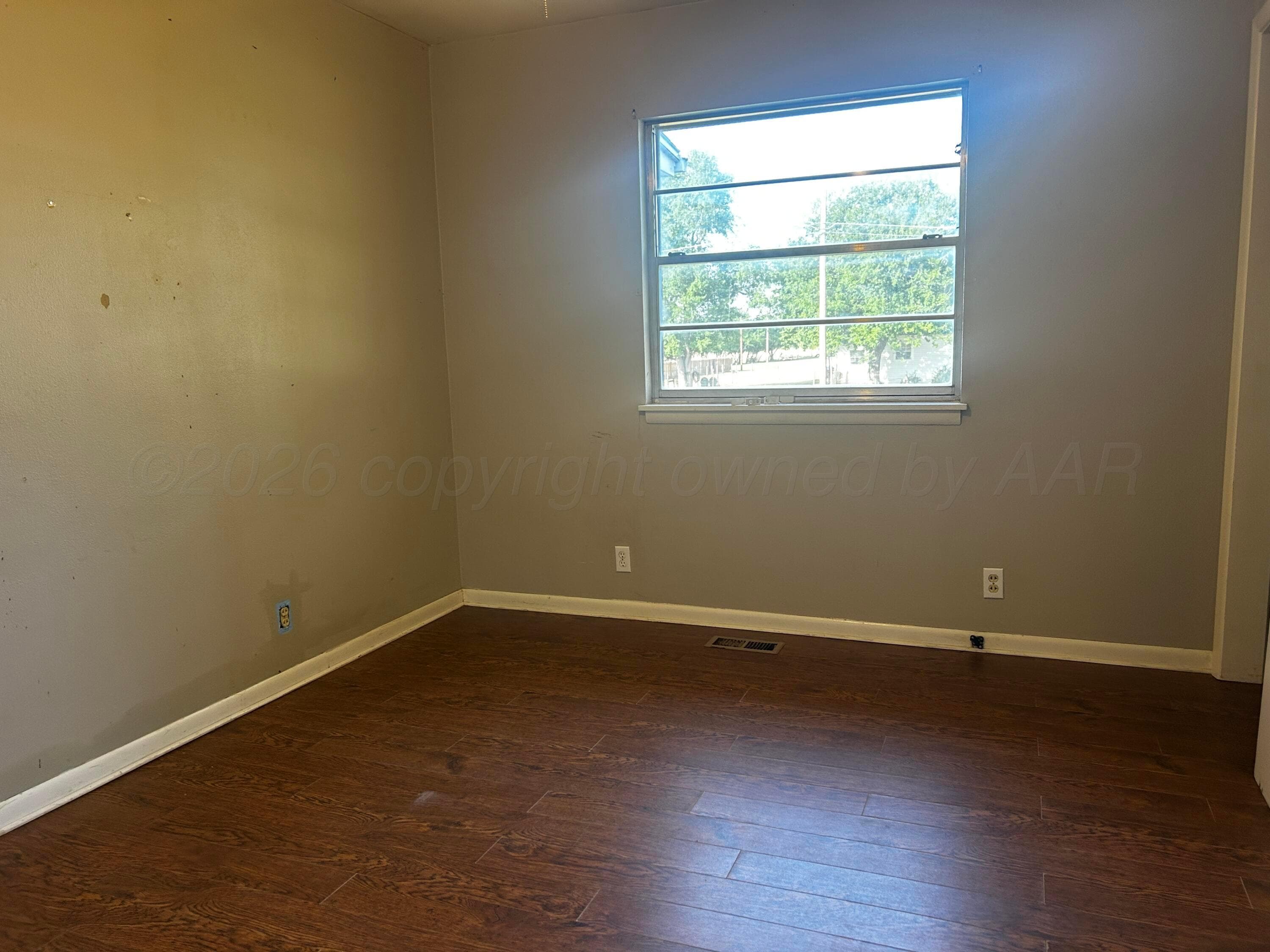 209 N Elm Street, Higgins, TX 79046, photo 13