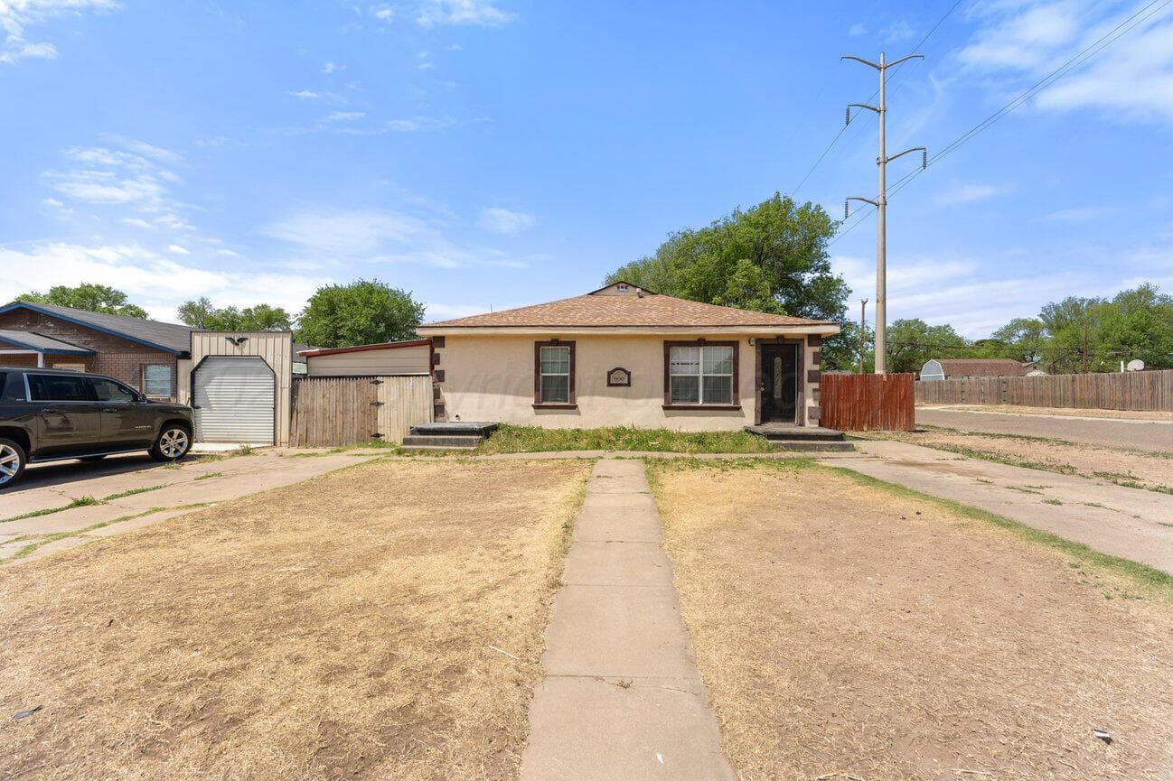 900 PITTSBURG Street, Amarillo, TX 79104-1736