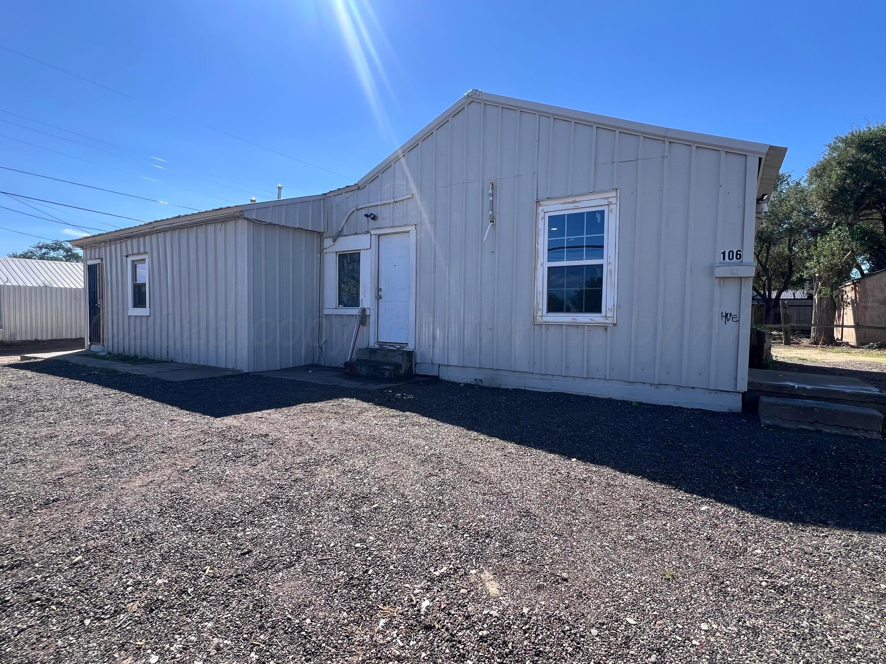 106 NE 11th Avenue, Amarillo, TX 79107