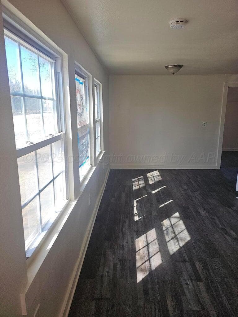 106 E Main Street, Vega, TX 79092, photo 3