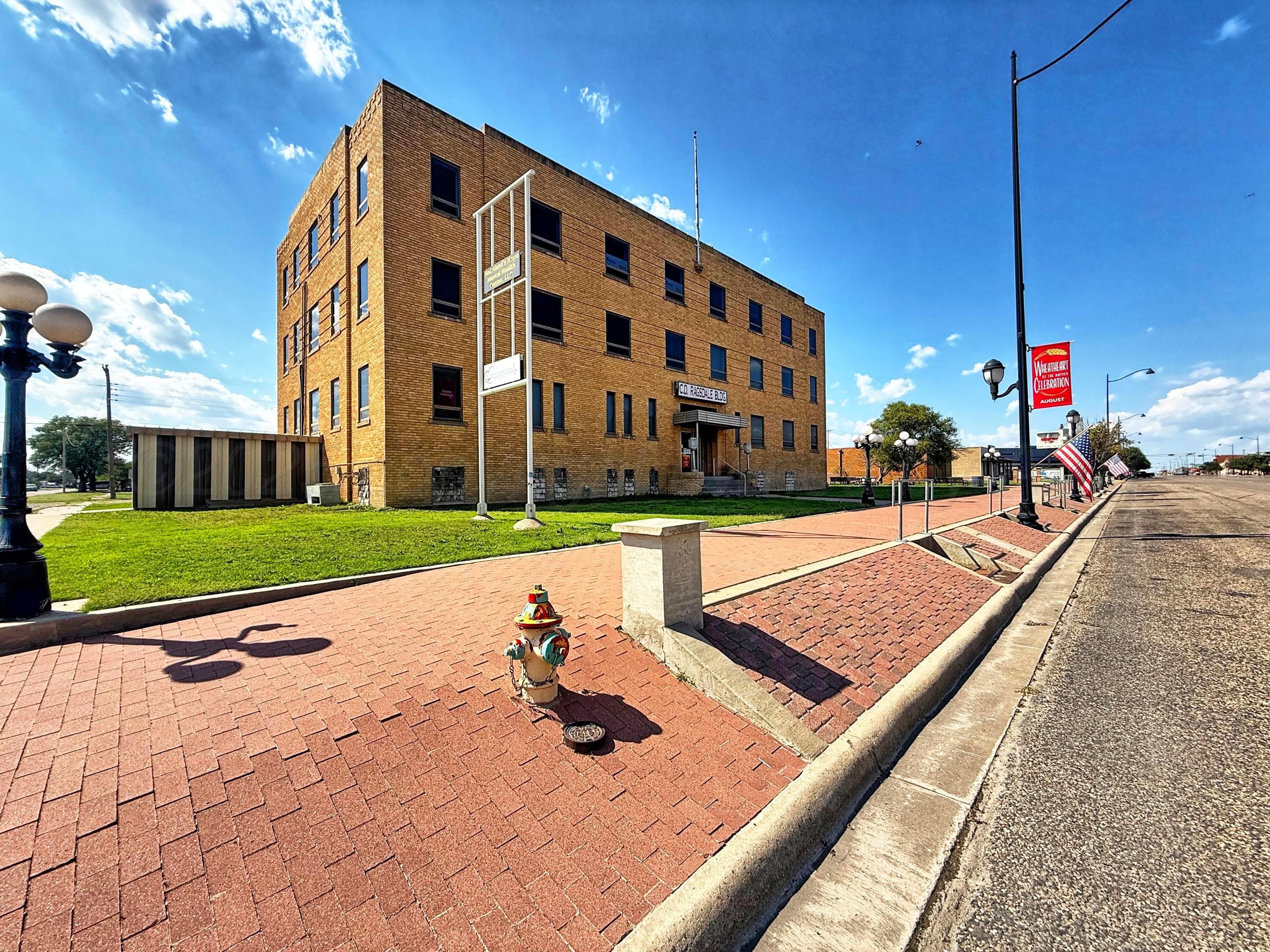 514 S Main Street, Perryton, TX 79070, photo 12