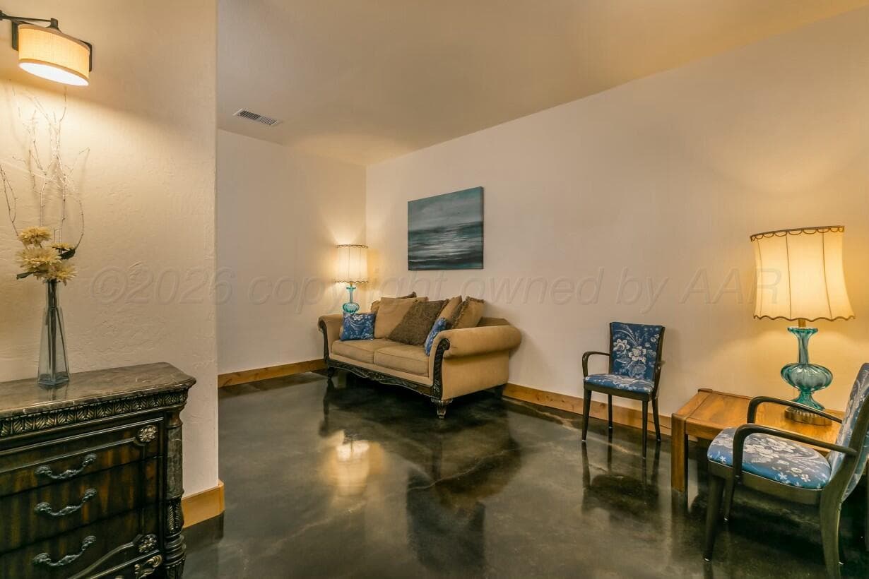 200 S McGee Street, Borger, TX 79007, photo 12