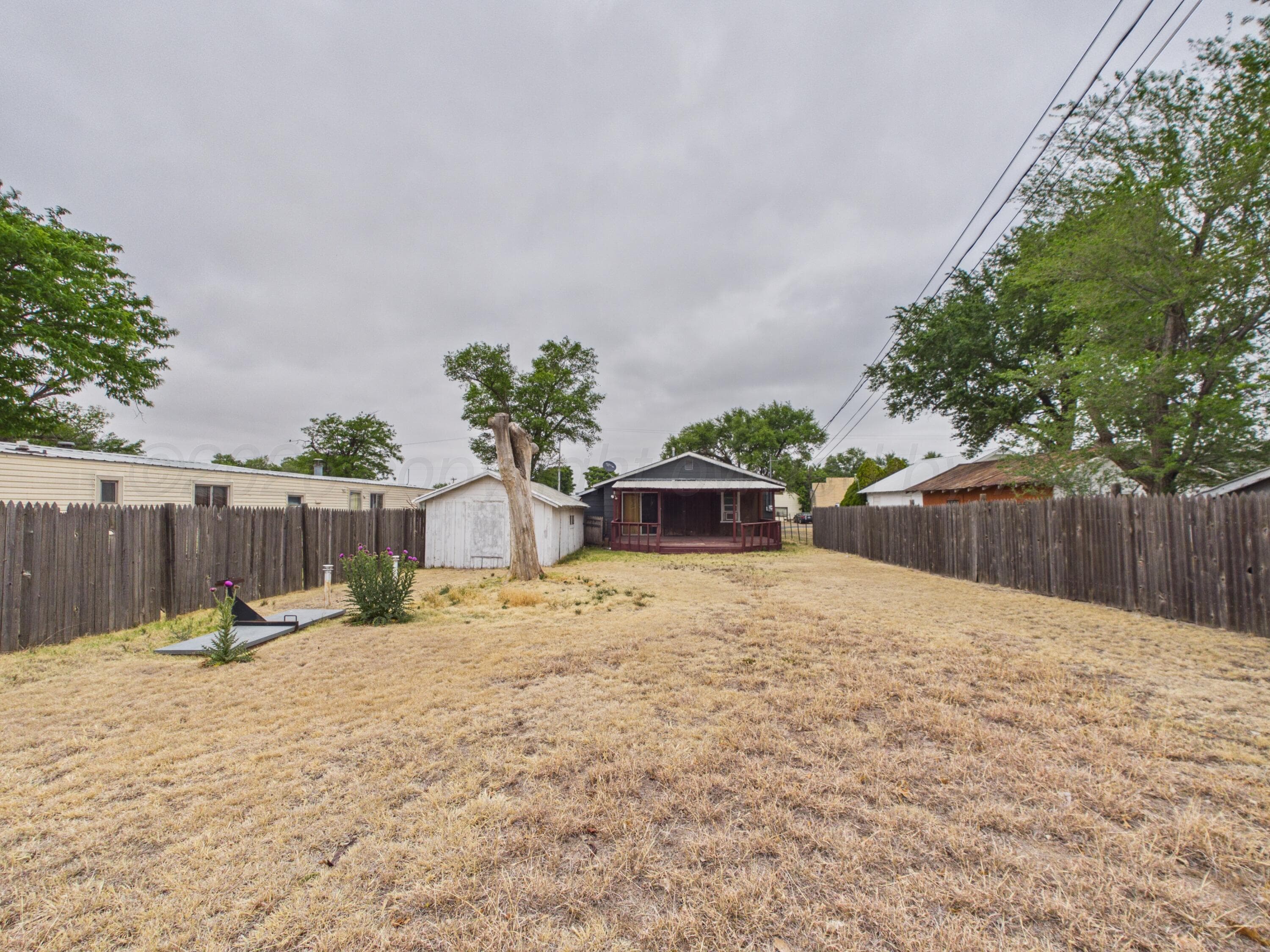 815 W KINGSMILL Avenue, Pampa, TX 79065-6339, photo 16