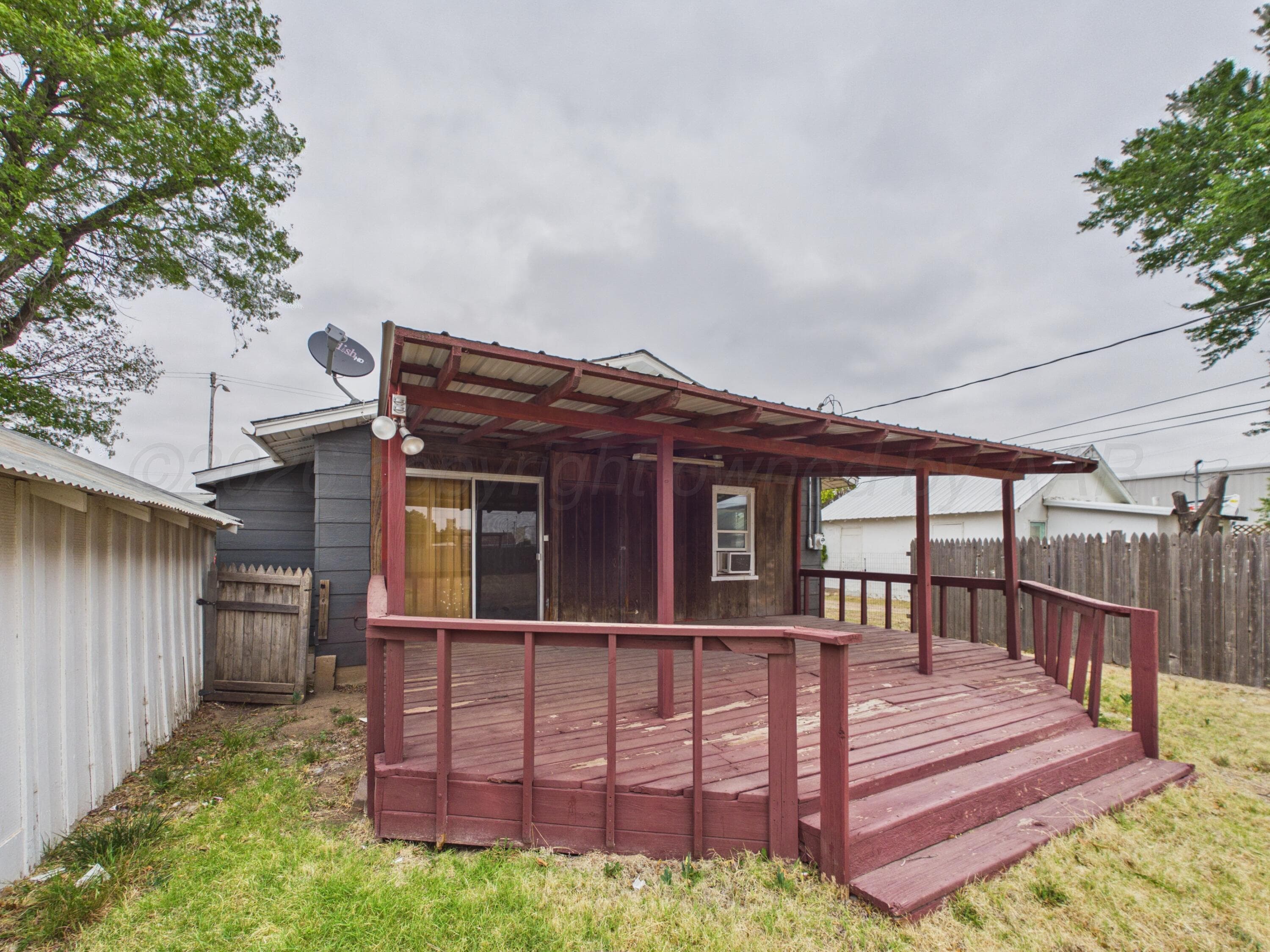 815 W KINGSMILL Avenue, Pampa, TX 79065-6339, photo 19
