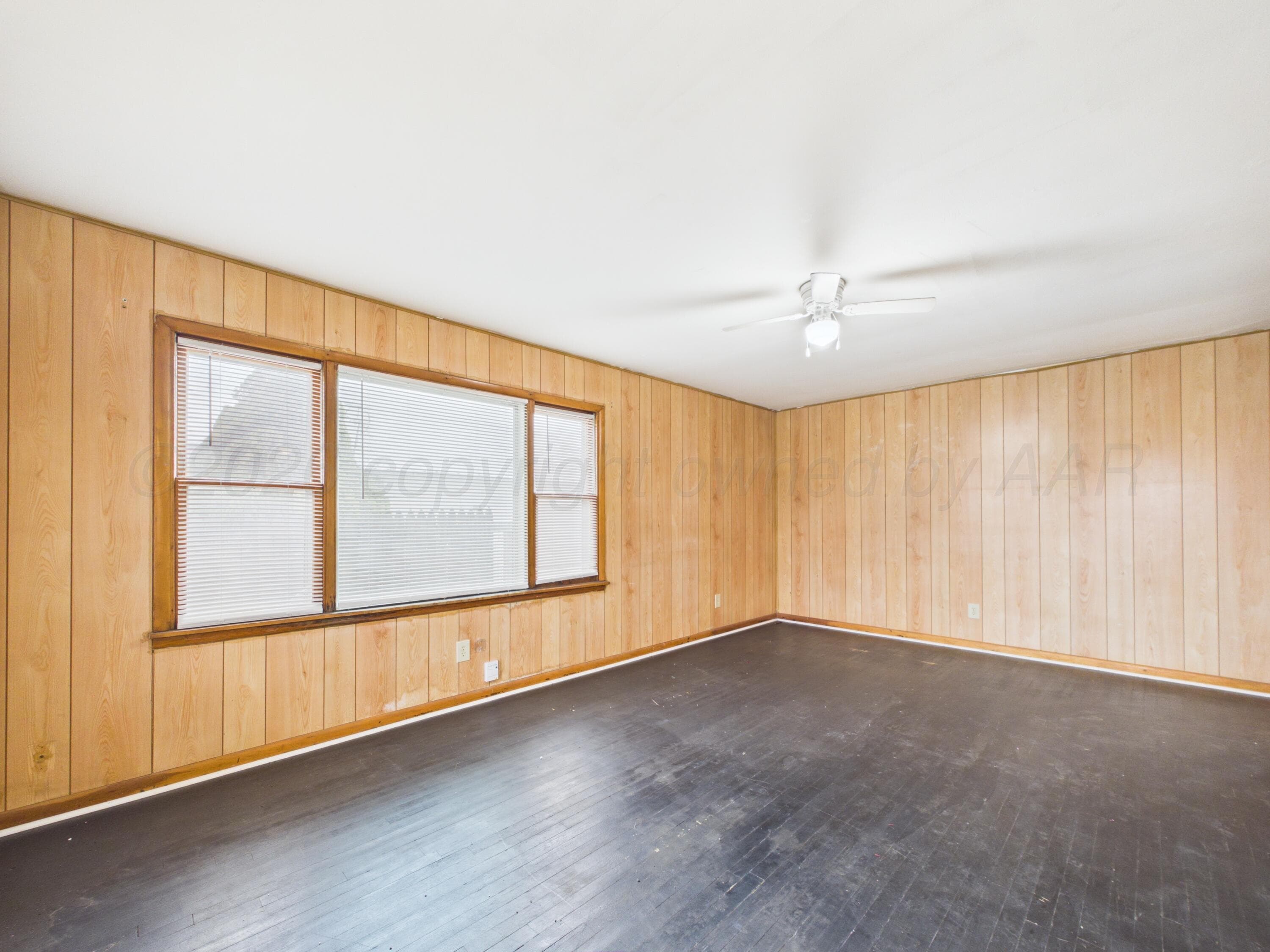 815 W KINGSMILL Avenue, Pampa, TX 79065-6339, photo 2