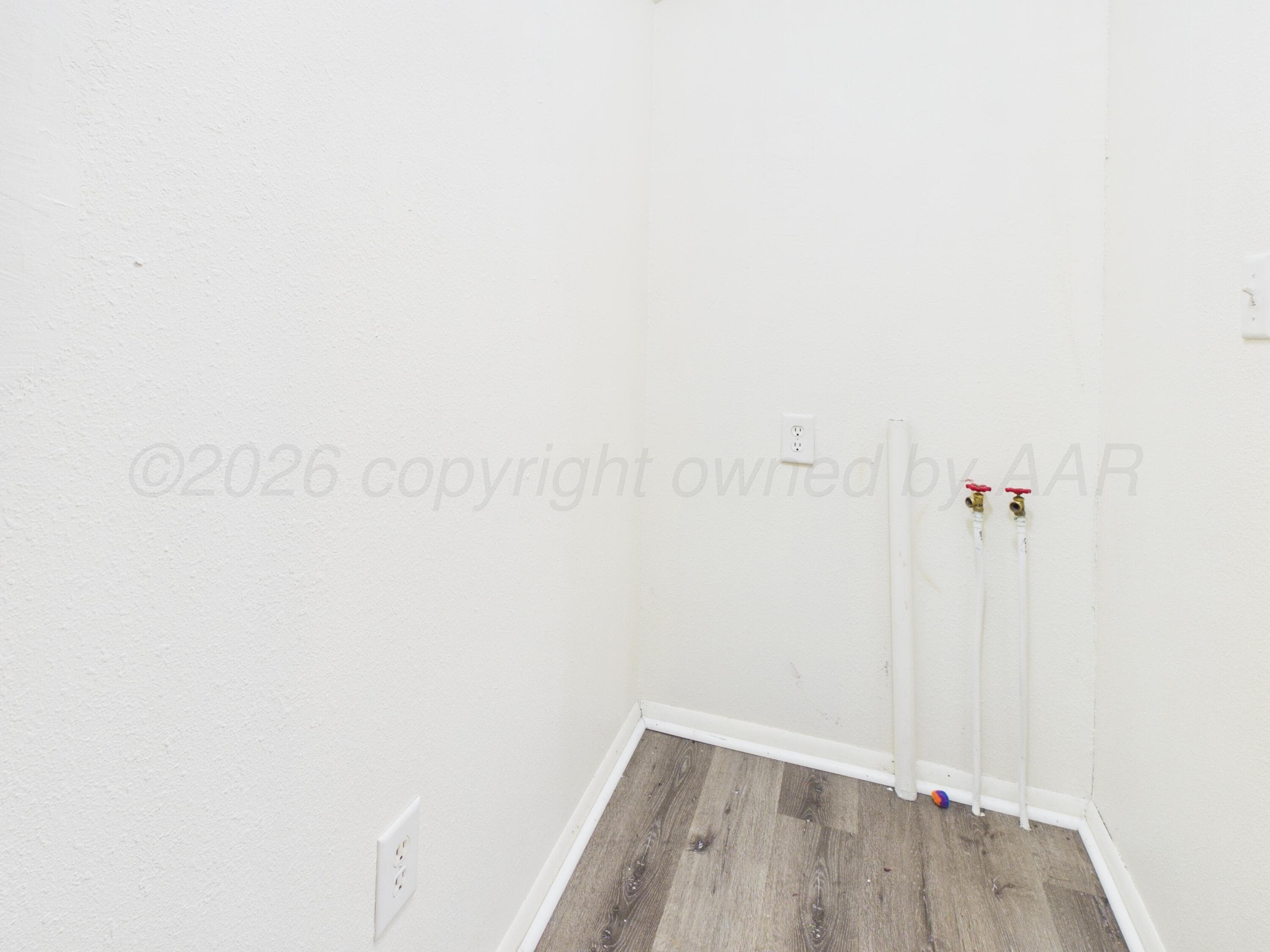 815 W KINGSMILL Avenue, Pampa, TX 79065-6339, photo 15