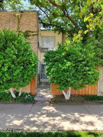 2400 S Polk Street, Amarillo, TX 79109