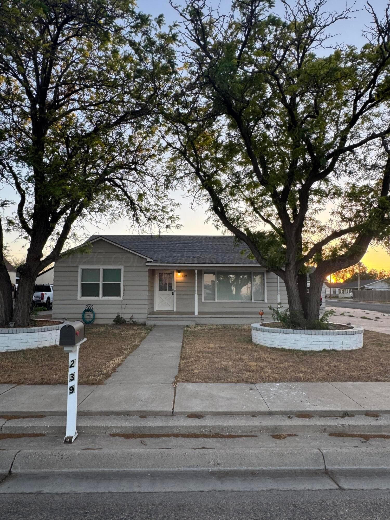 239 Ave B, Hereford, TX 79045