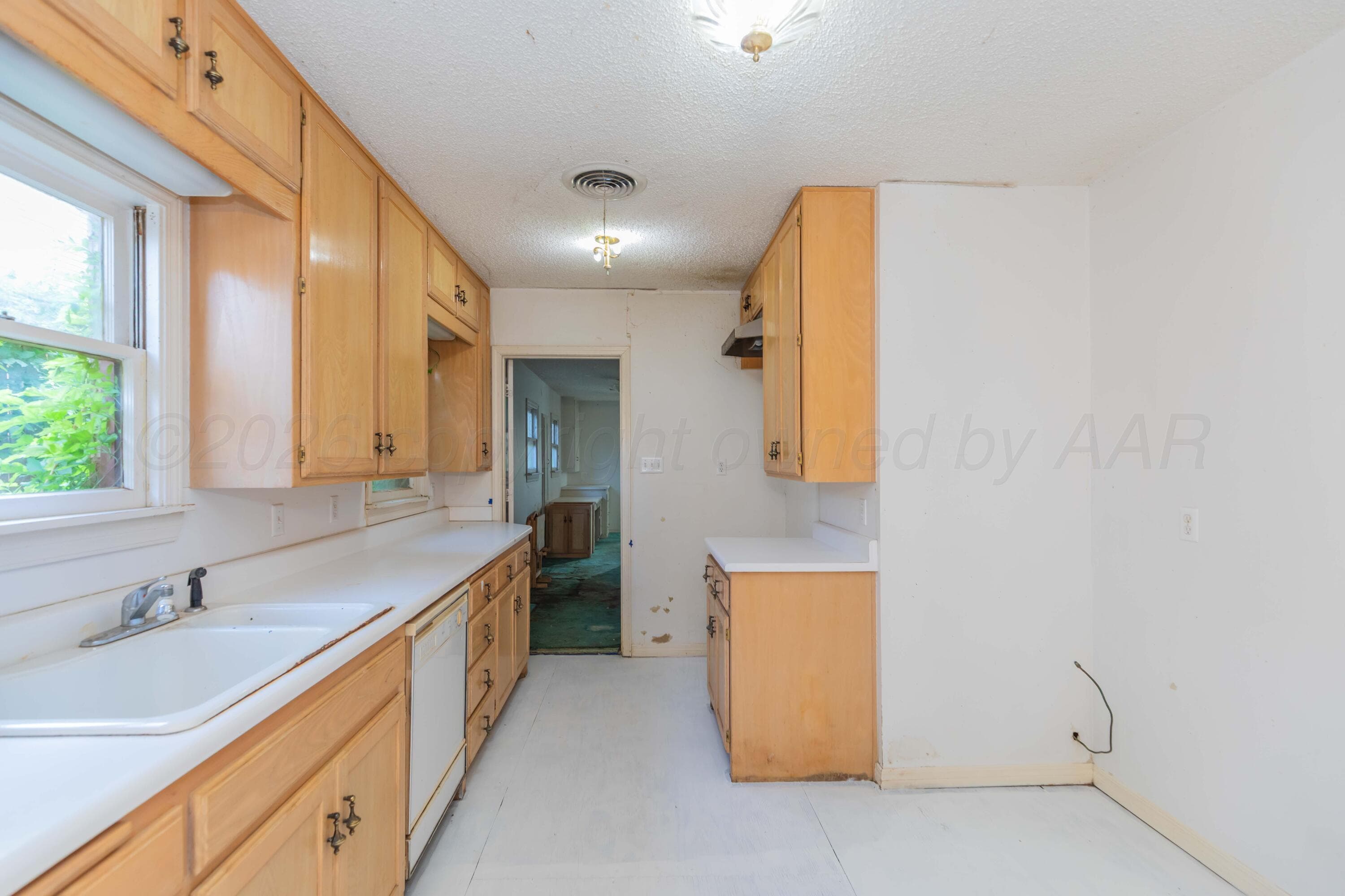 2411 S Ong Street, Amarillo, TX 79109, photo 11