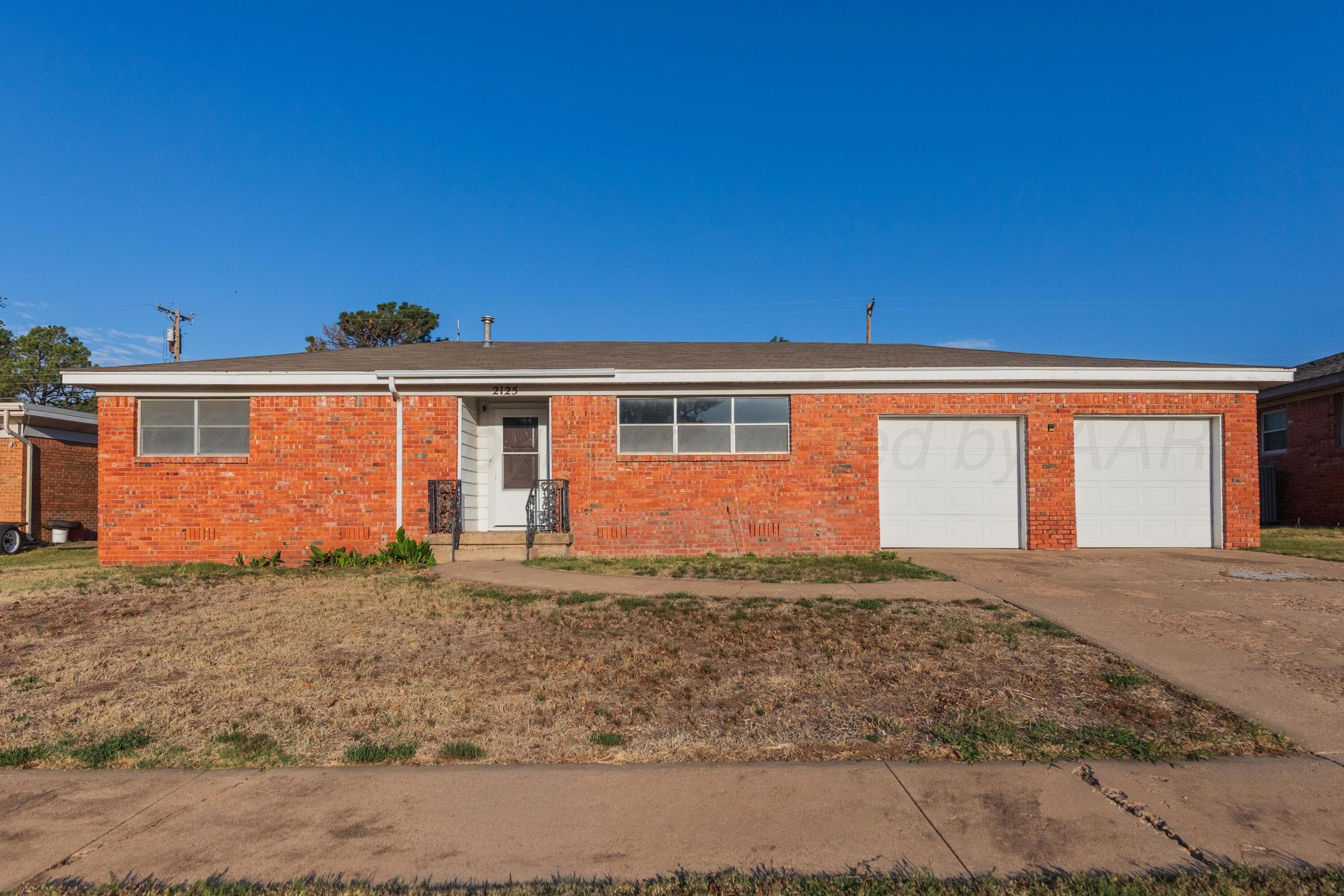 2125 N DOGWOOD Lane, Pampa, TX 79065-3825