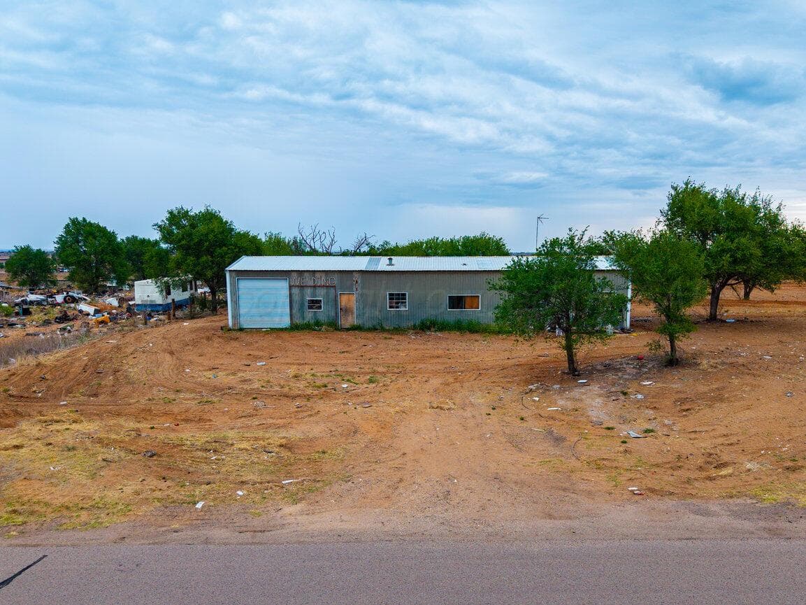 3327 E 2nd Street, Clarendon, TX 79226, photo 2