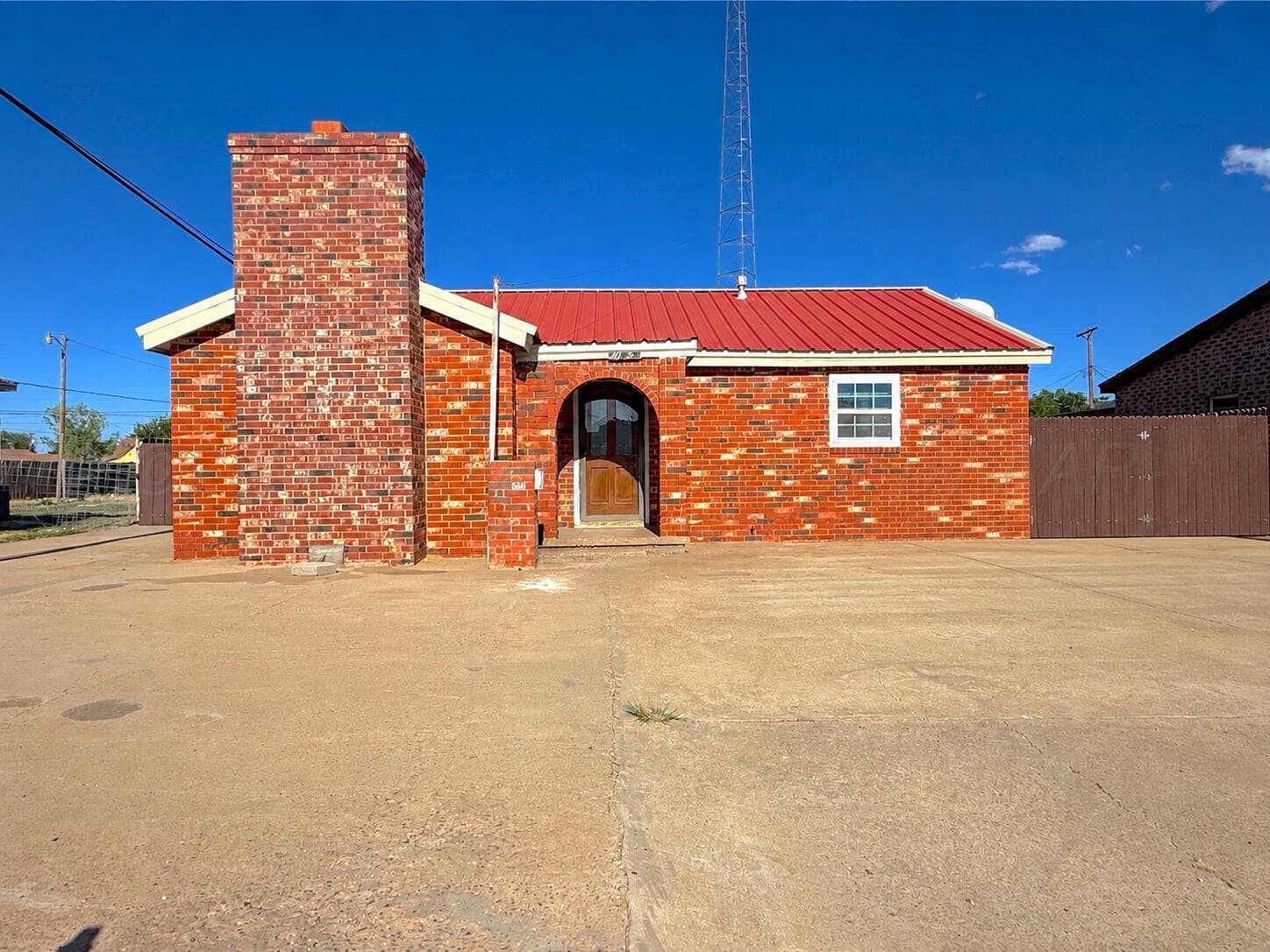 1015 MILLER Avenue, Dumas, TX 79029-4708