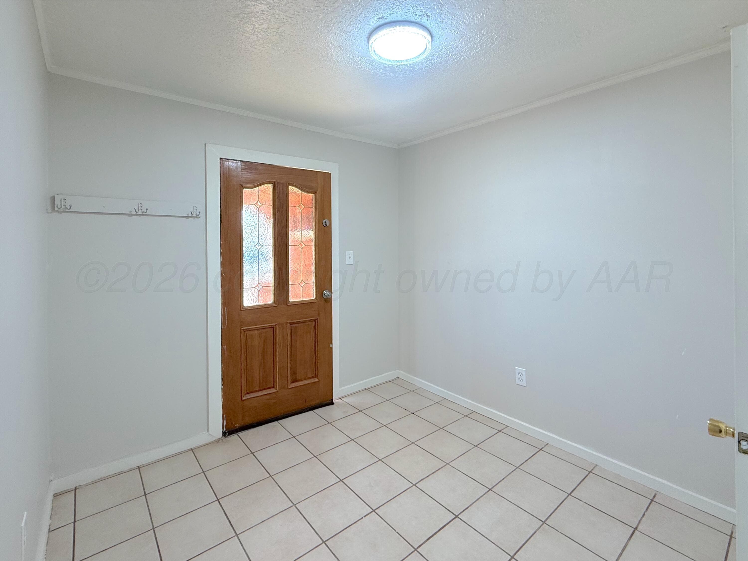 1015 MILLER Avenue, Dumas, TX 79029-4708, photo 2