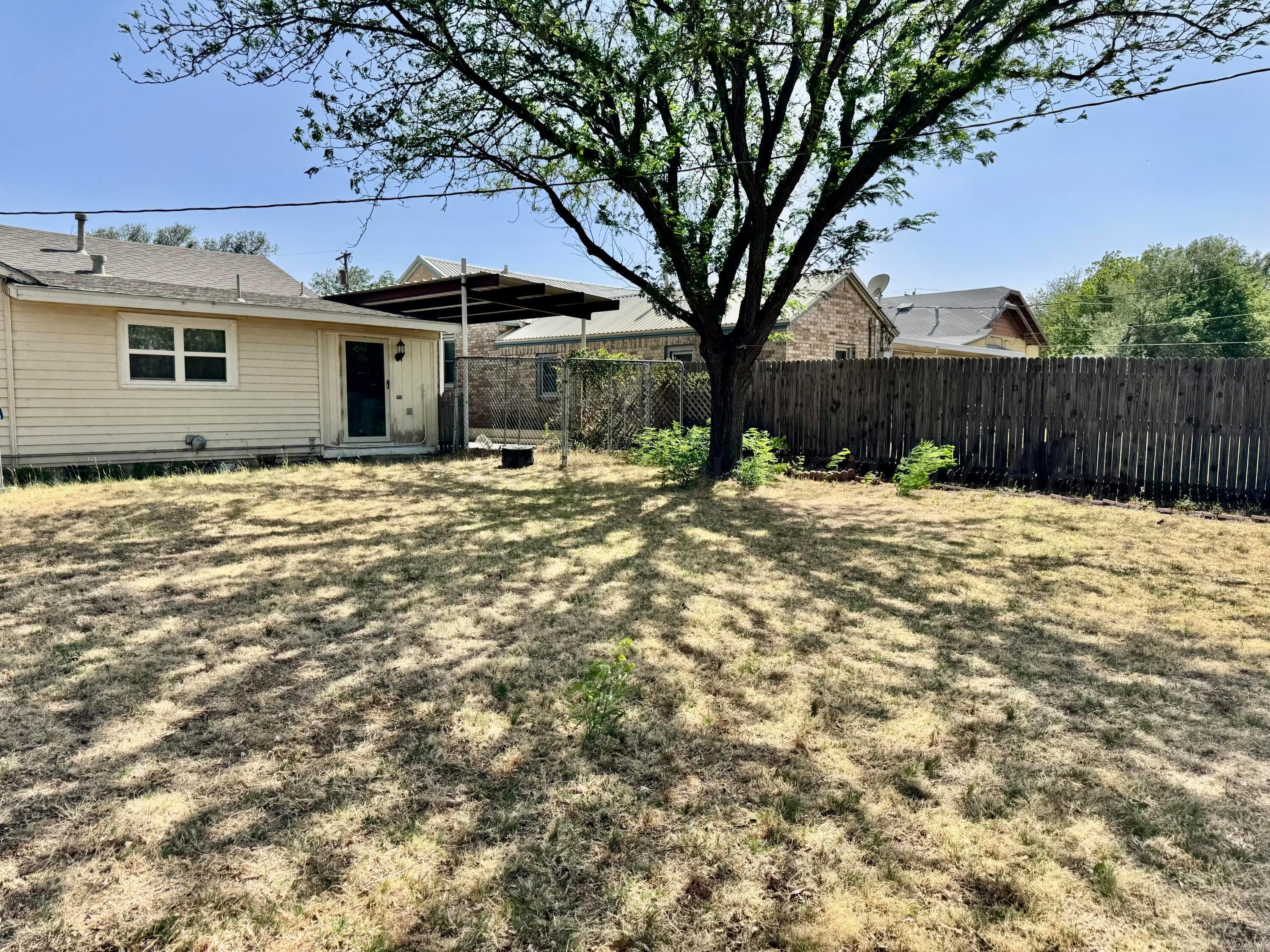 915 Ash Street, Canadian, TX 79014, photo 2