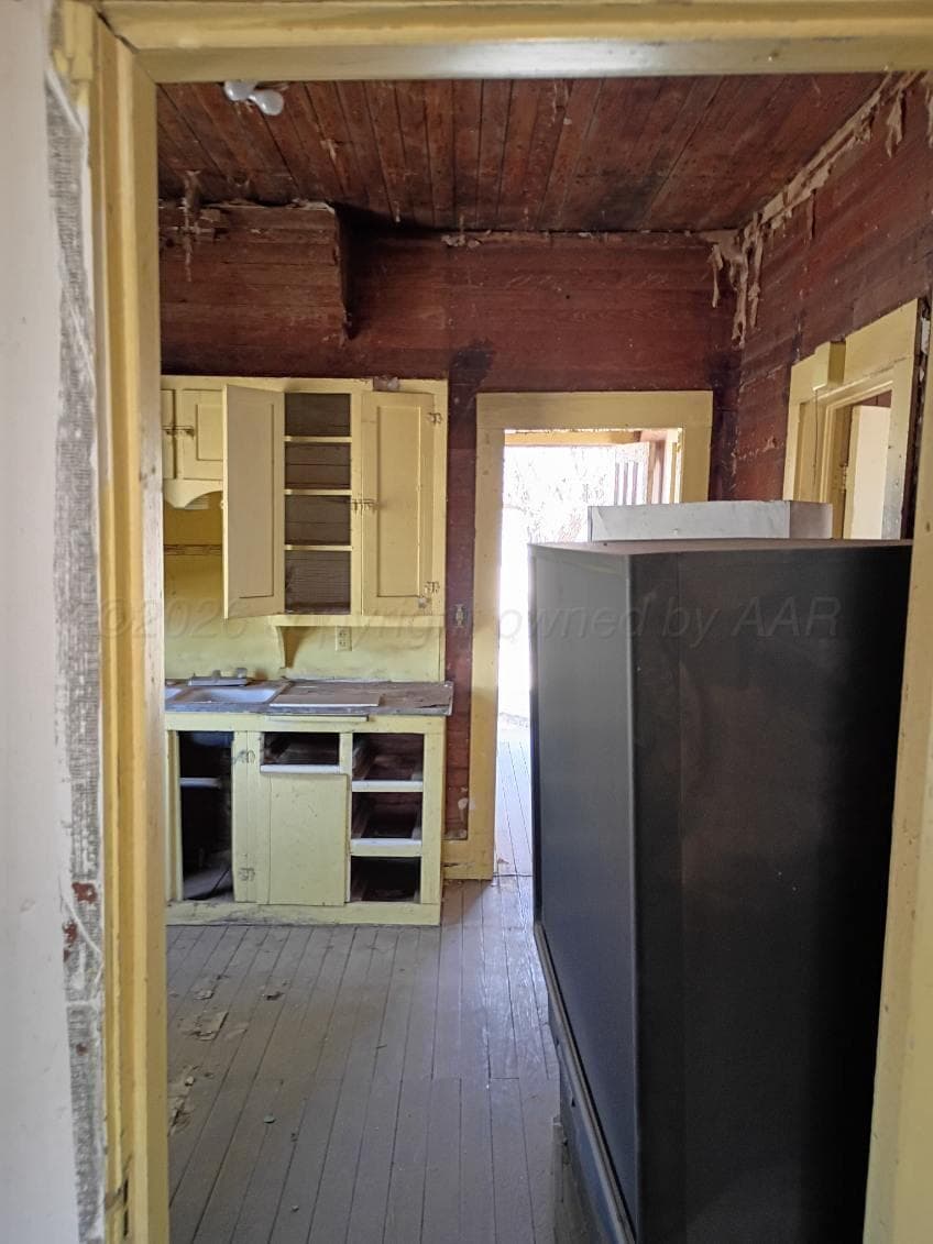 328 N Austin Avenue, Tulia, TX 79088, photo 9