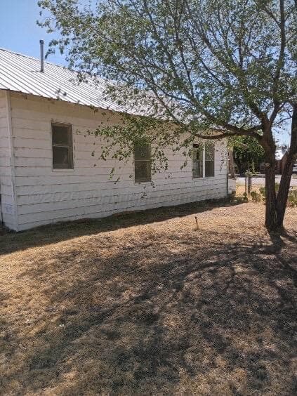 328 N Austin Avenue, Tulia, TX 79088, photo 2
