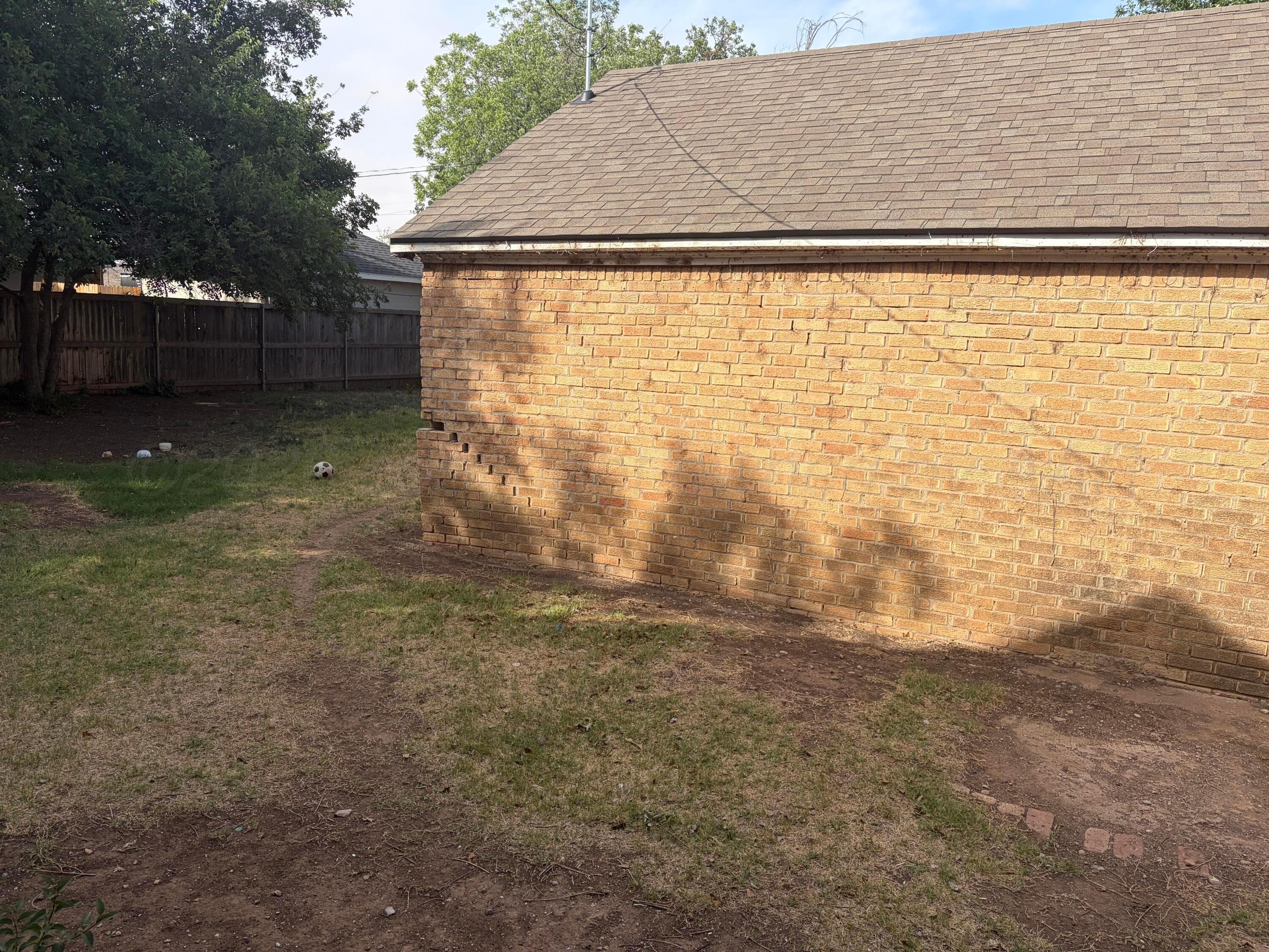 529 N SOMERVILLE Street, Pampa, TX 79065-5323, photo 26