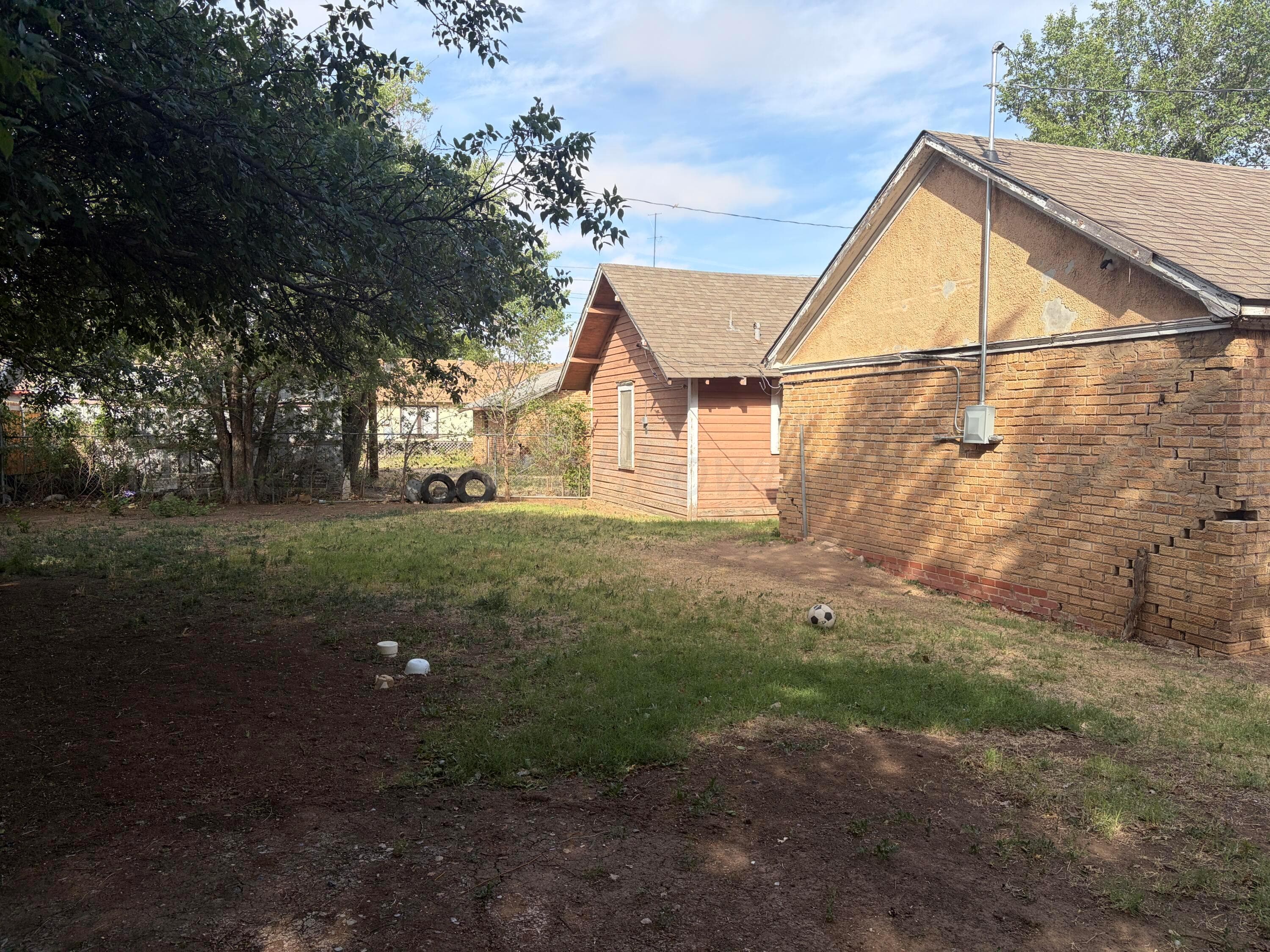 529 N SOMERVILLE Street, Pampa, TX 79065-5323, photo 27