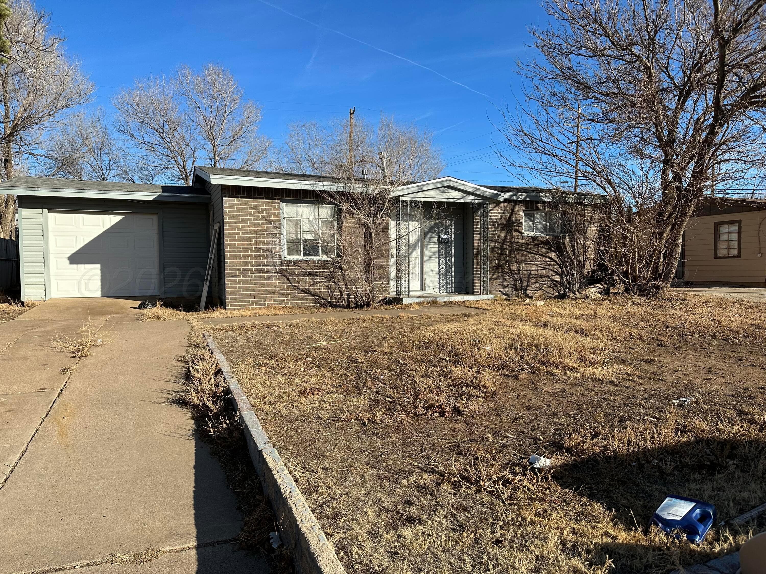 2402 HICKORY Street, Amarillo, TX 79107-2004