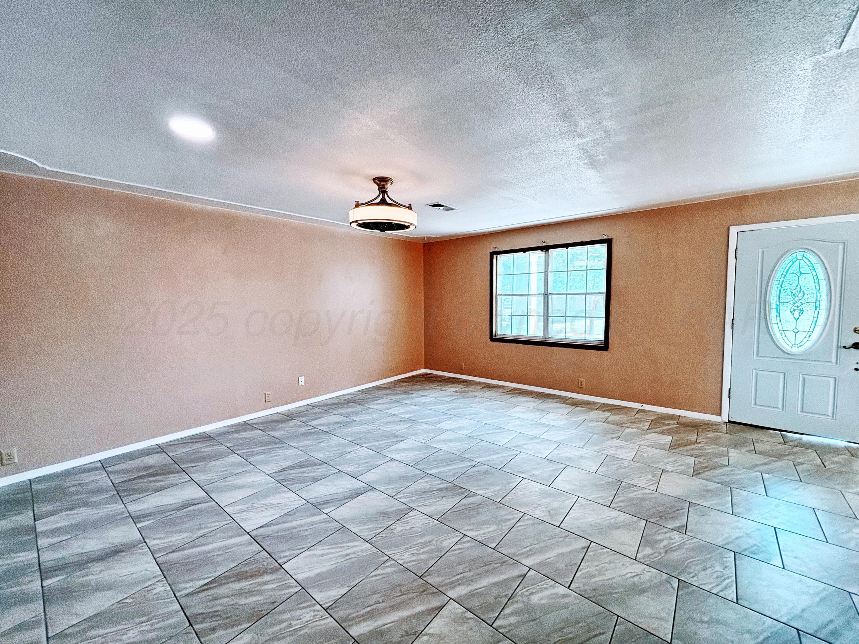1510 S Indiana Street, Perryton, TX 79070, photo 7