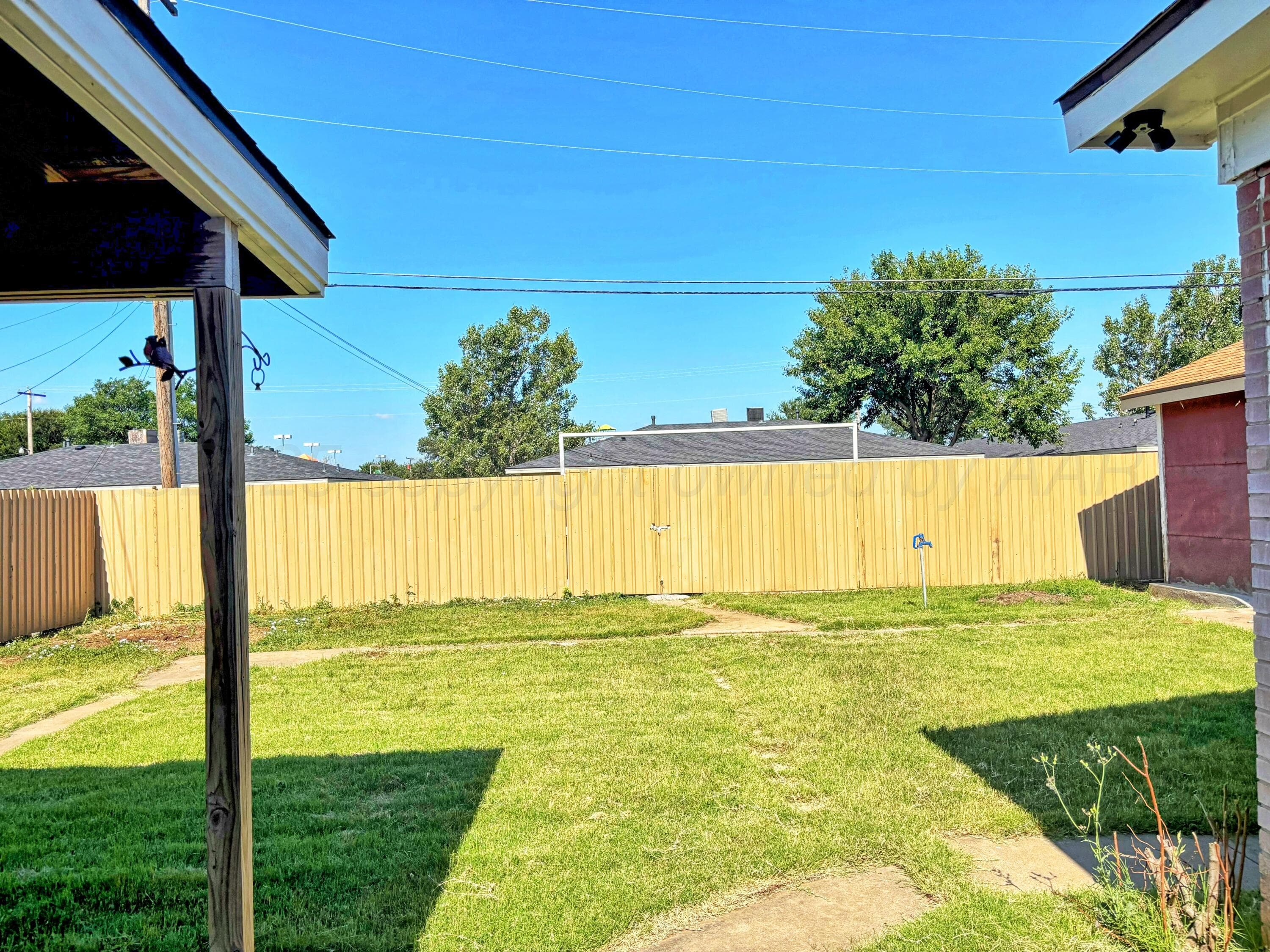 1510 S Indiana Street, Perryton, TX 79070, photo 34