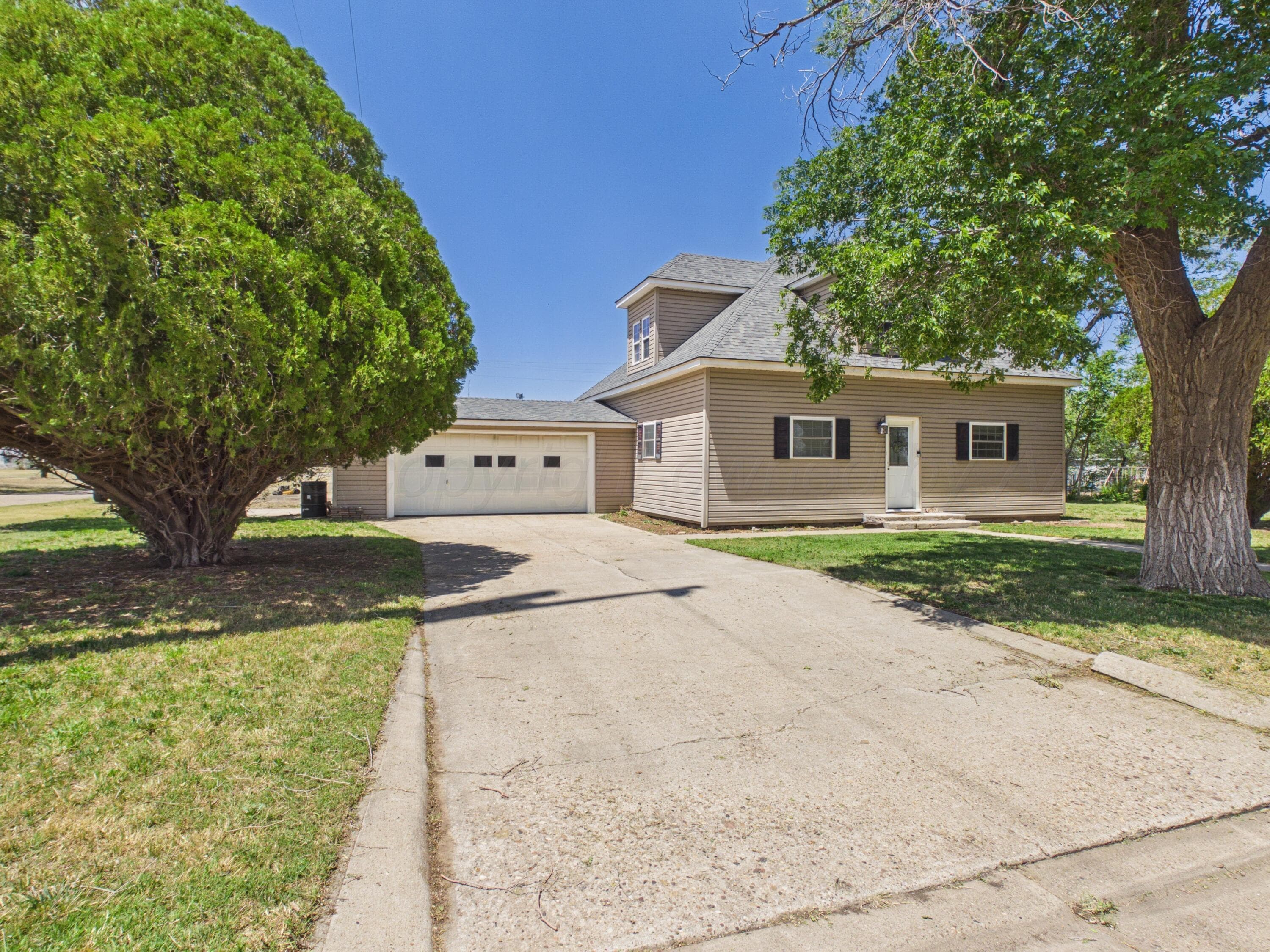 620 S 3rd Street, Texhoma, TX 73949