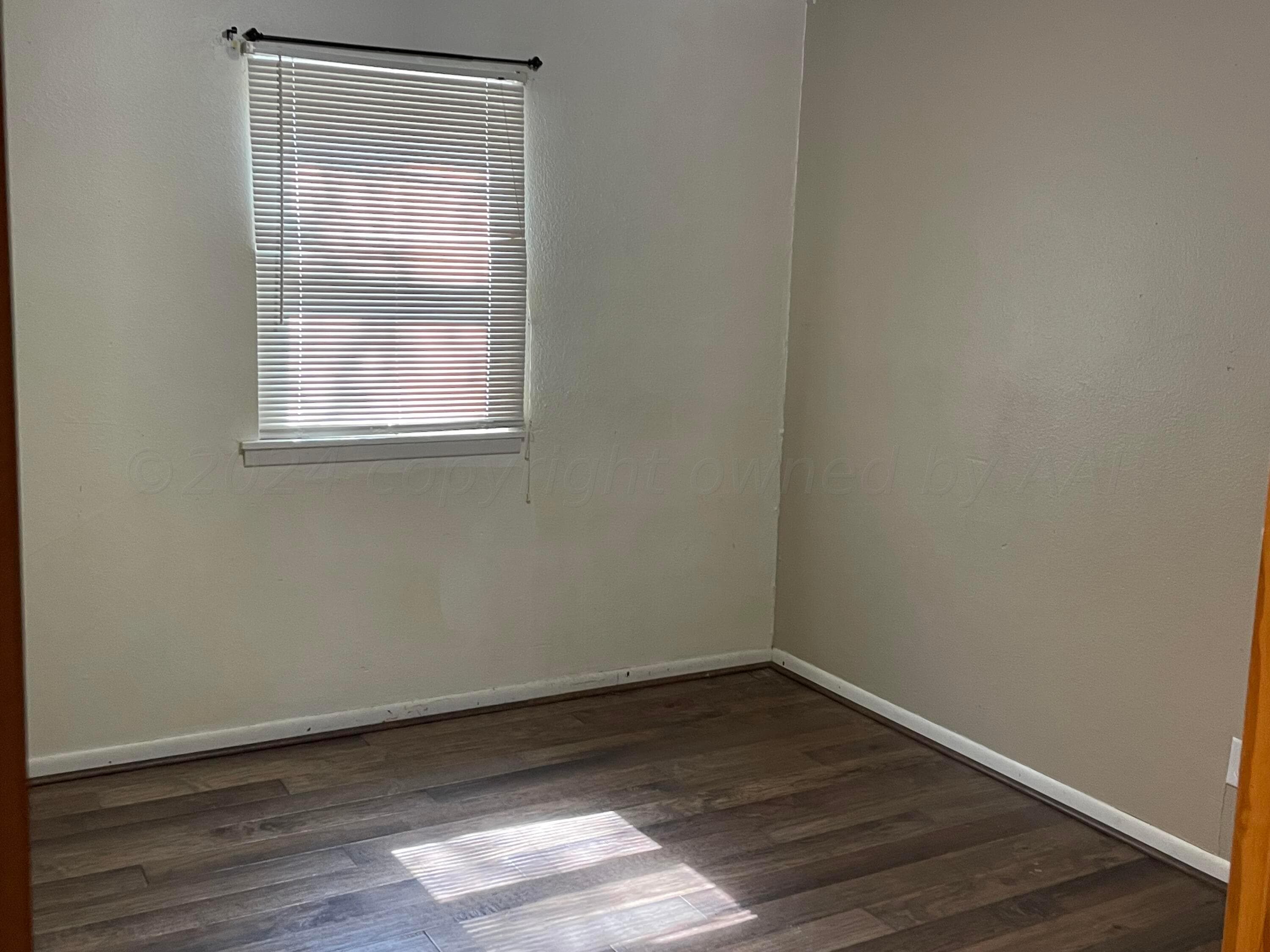 2014 S Drake Drive, Perryton, TX 79070, photo 7