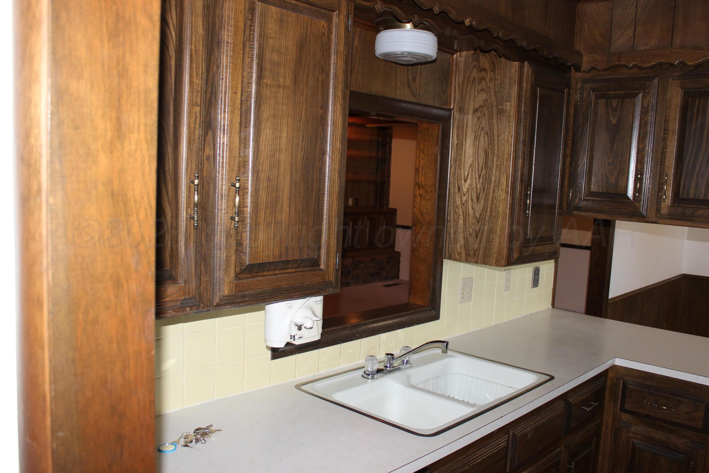 344 N Elm Street, Hereford, TX 79045, photo 6