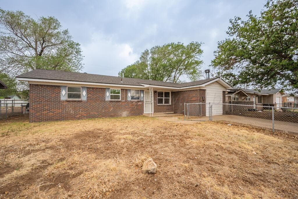 2041 DAHLIA Street, Amarillo, TX 79107-7533, photo 3