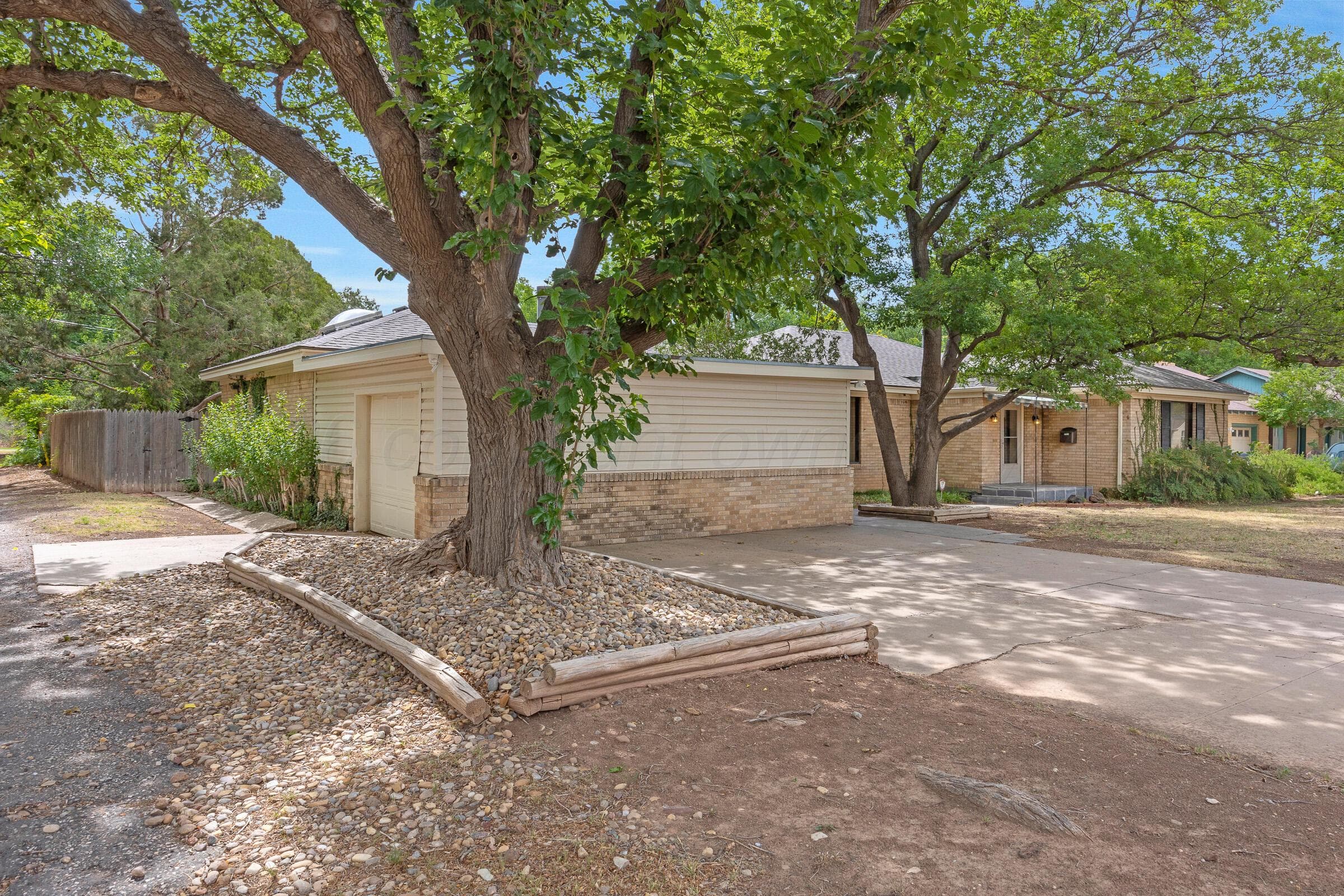 1213 S BRYAN Street, Amarillo, TX 79102-1307, photo 2