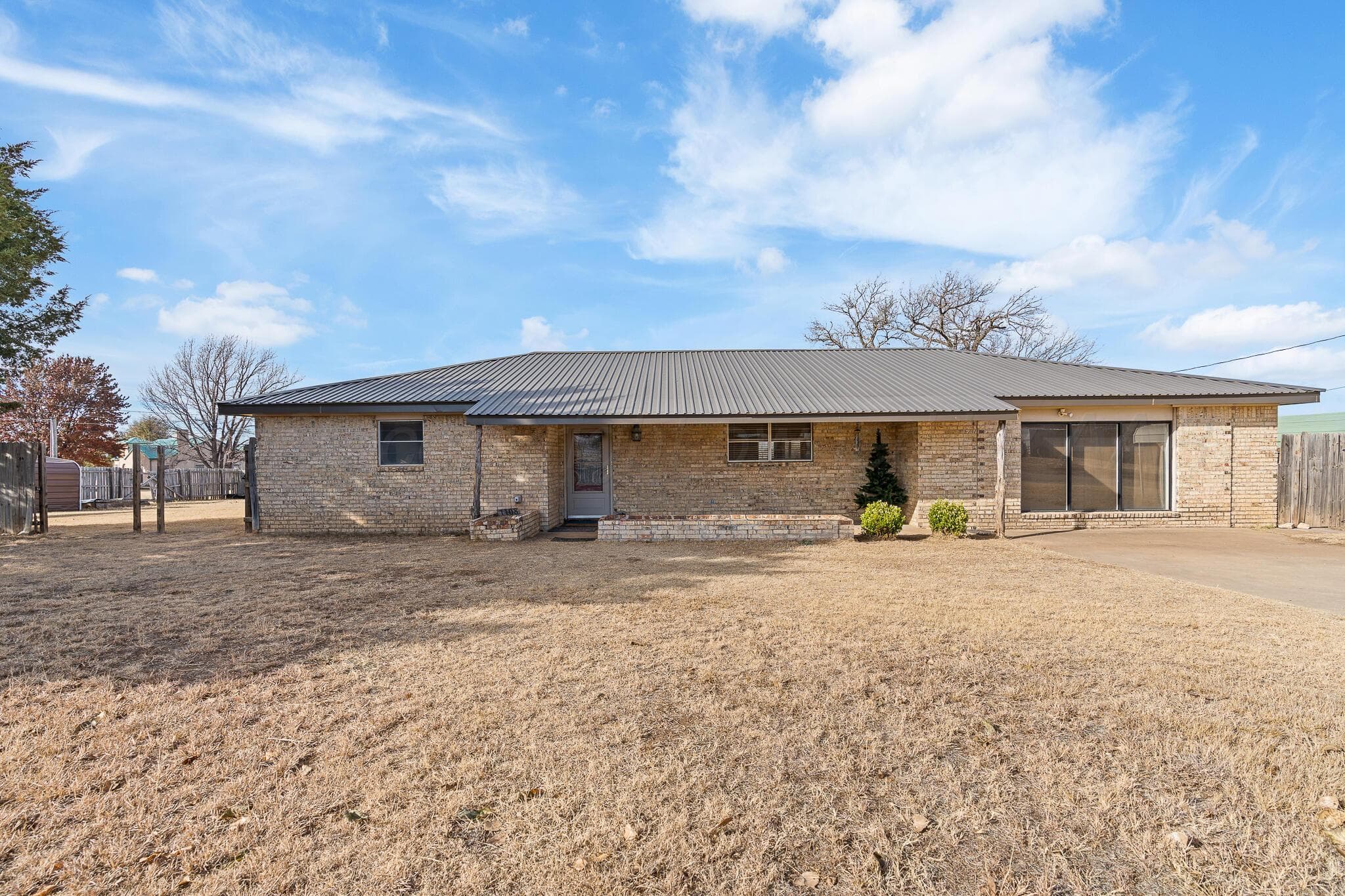 1108 Hawley Street, Clarendon, TX 79226