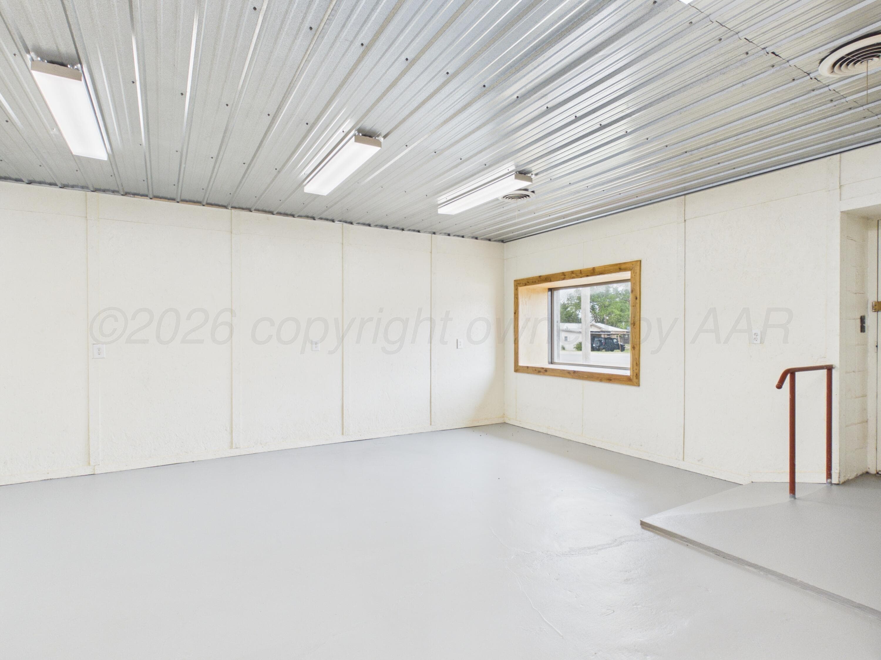 700, 702 E Oklahoma, Wheeler, TX 79096, photo 5