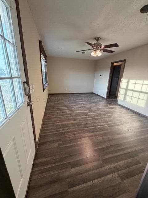 802 N Arizona Street, Shamrock, TX 79079, photo 4