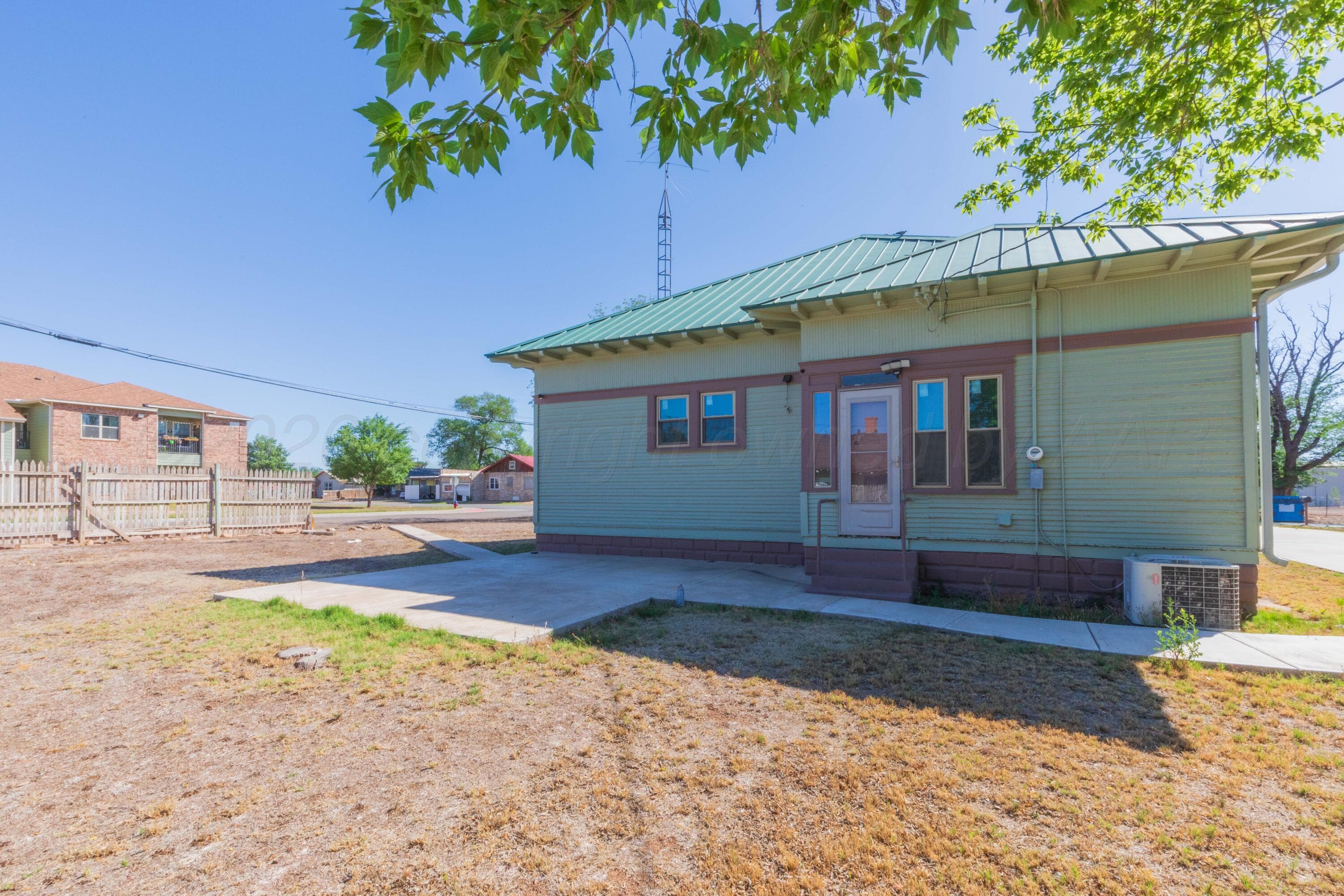 311 Jackson Avenue, Hereford, TX 79045, photo 25