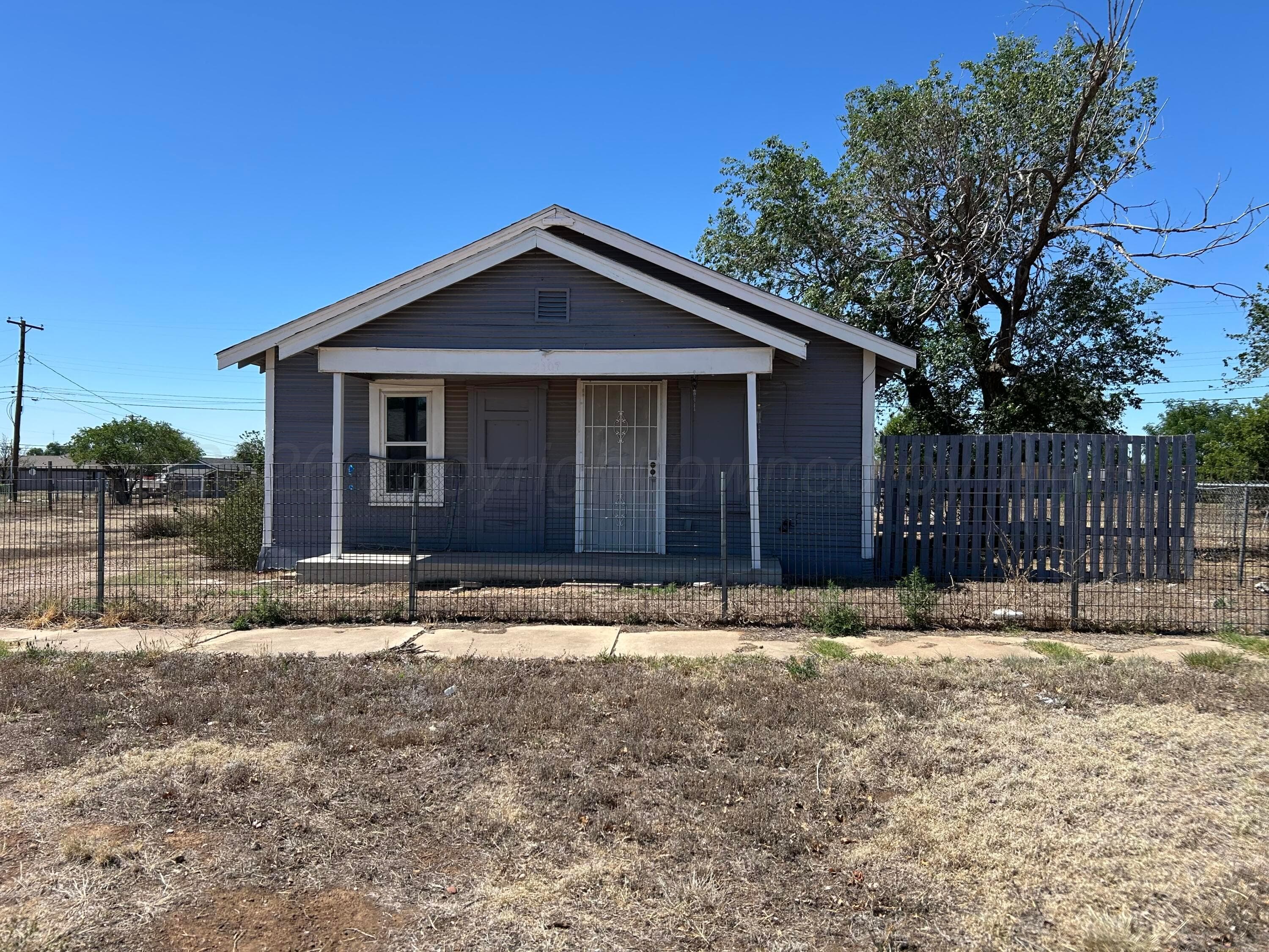 2407 NW 3rd Avenue, Amarillo, TX 79106